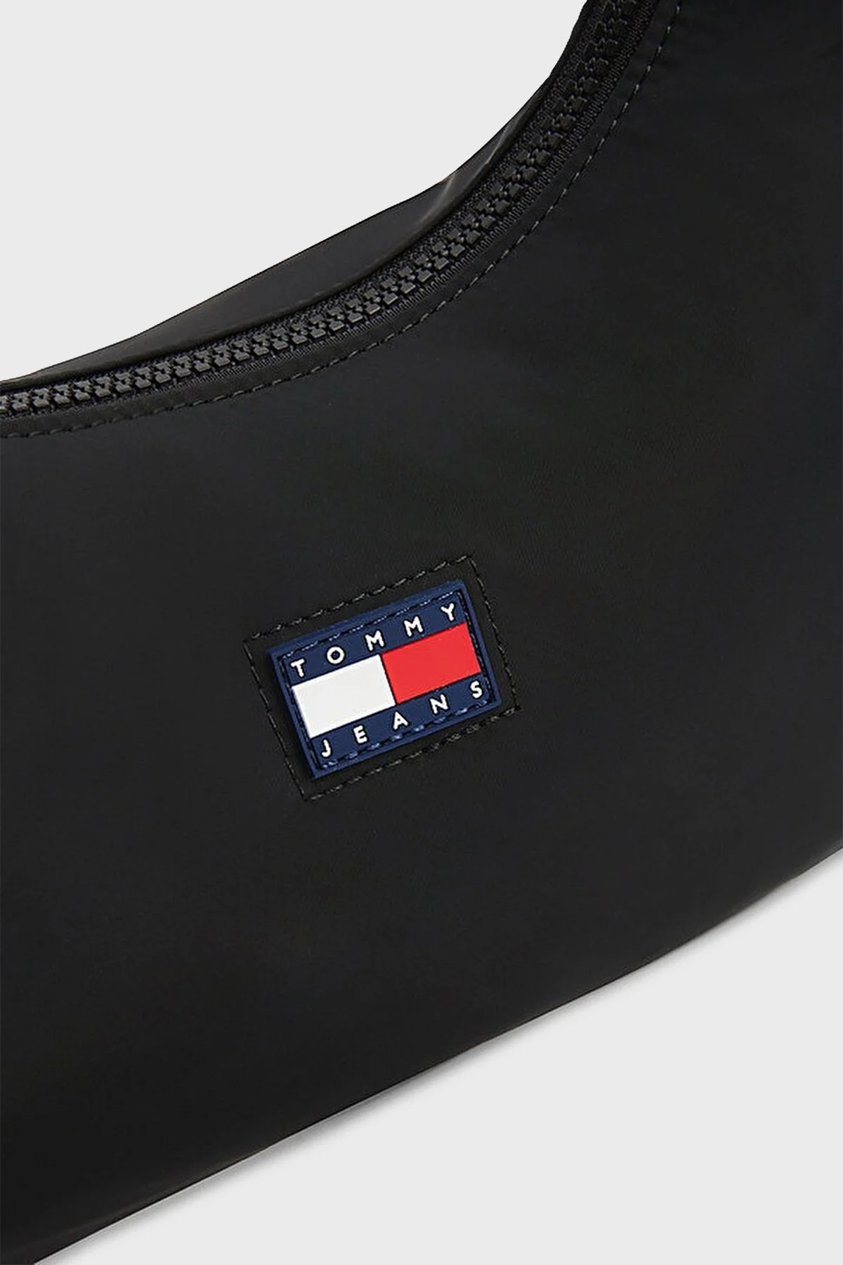 Tommy Jeans Logolu Ayarlanabilir Askılı Bayan Çanta AW0AW17547 BDS SİYAH - 5