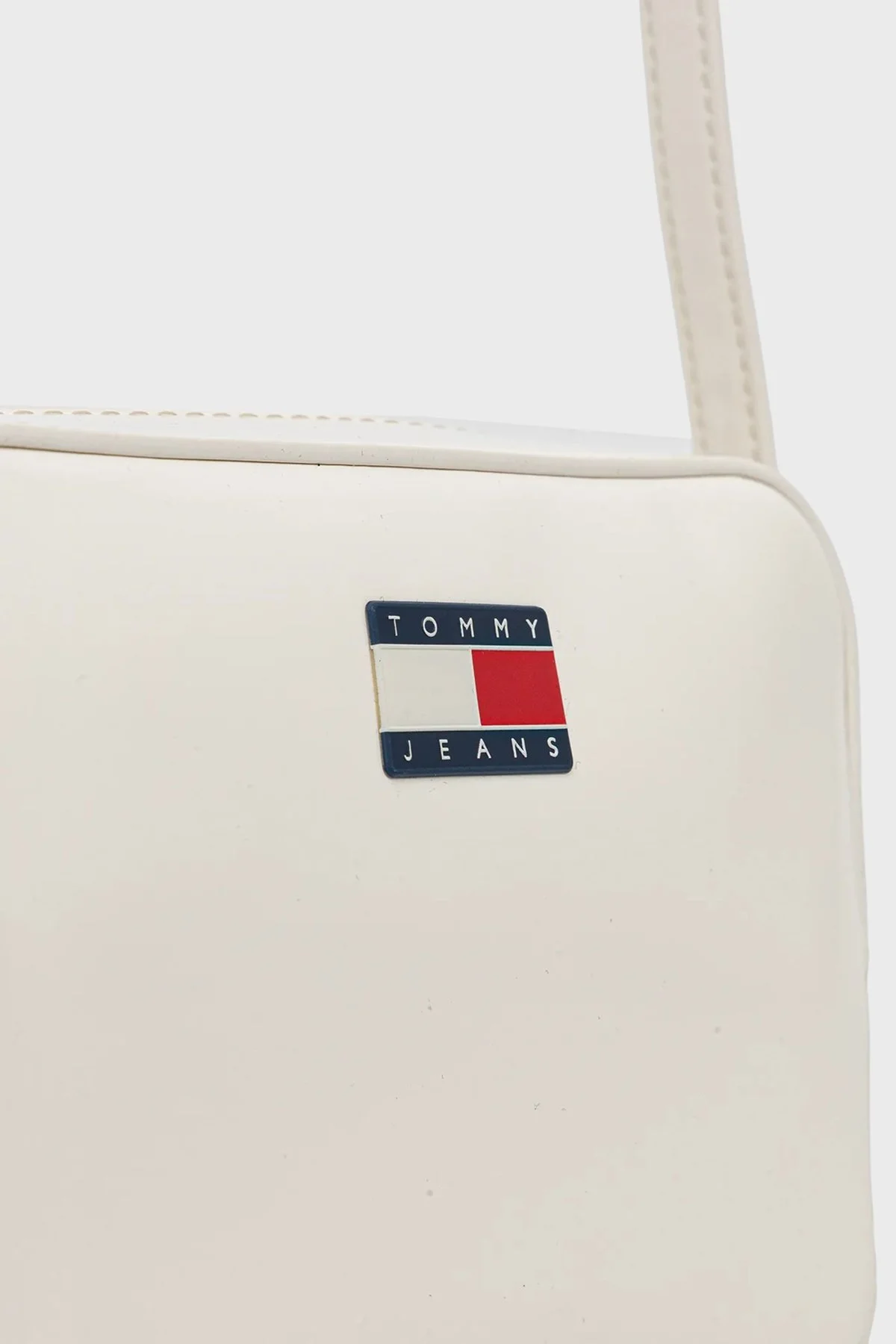 Tommy Jeans Logolu Ayarlanabilir Askılı Bayan Çanta AW0AW17864 YBI BEYAZ - 6