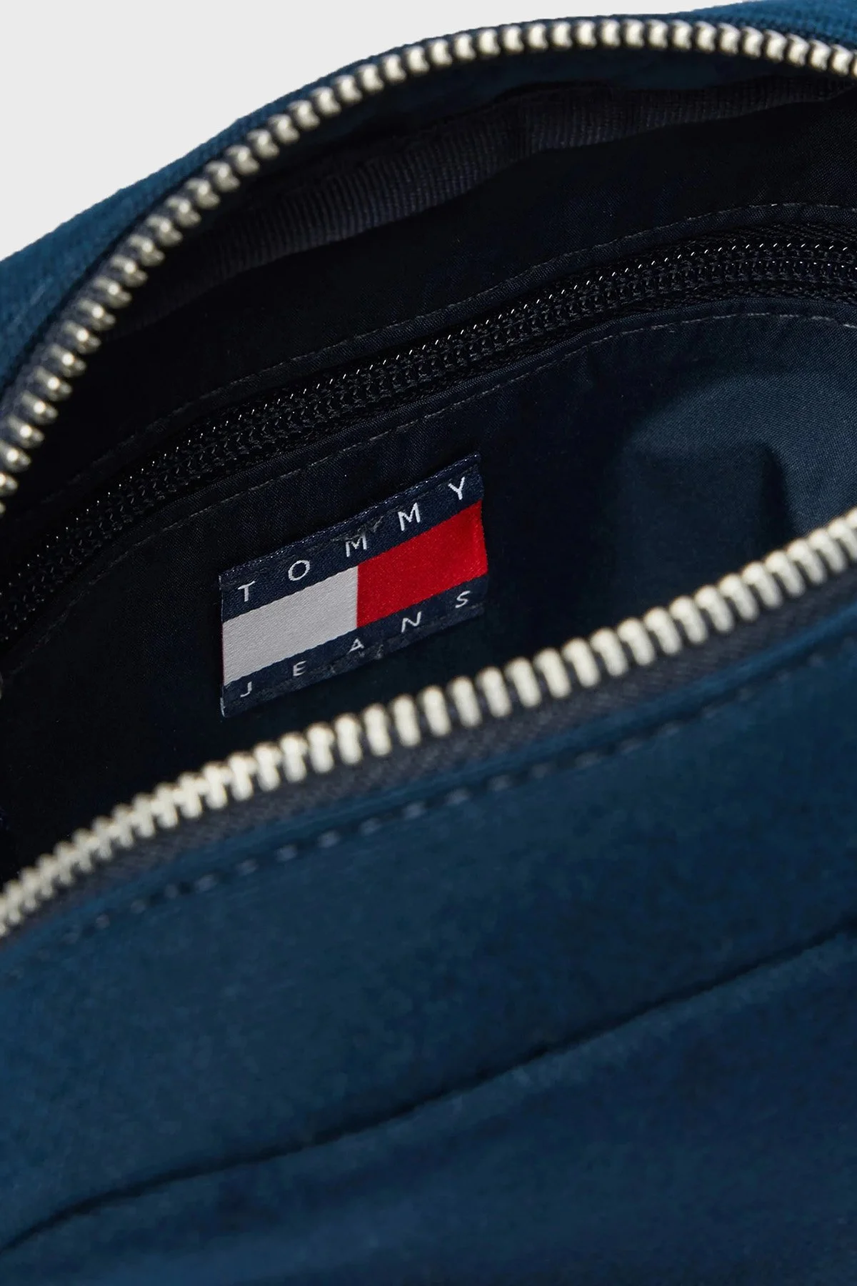 Tommy Jeans Logolu Ayarlanabilir Askılı Erkek Çanta AM0AM14223 C1G LACİVERT - 5