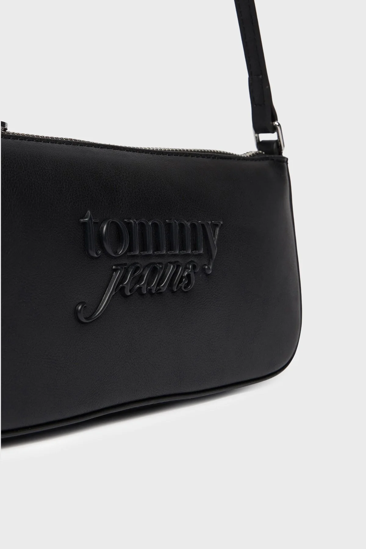 Tommy Jeans Logolu Ayarlanabilir Askılı Kadın Çanta AW0AW18449 BDS SİYAH - 6