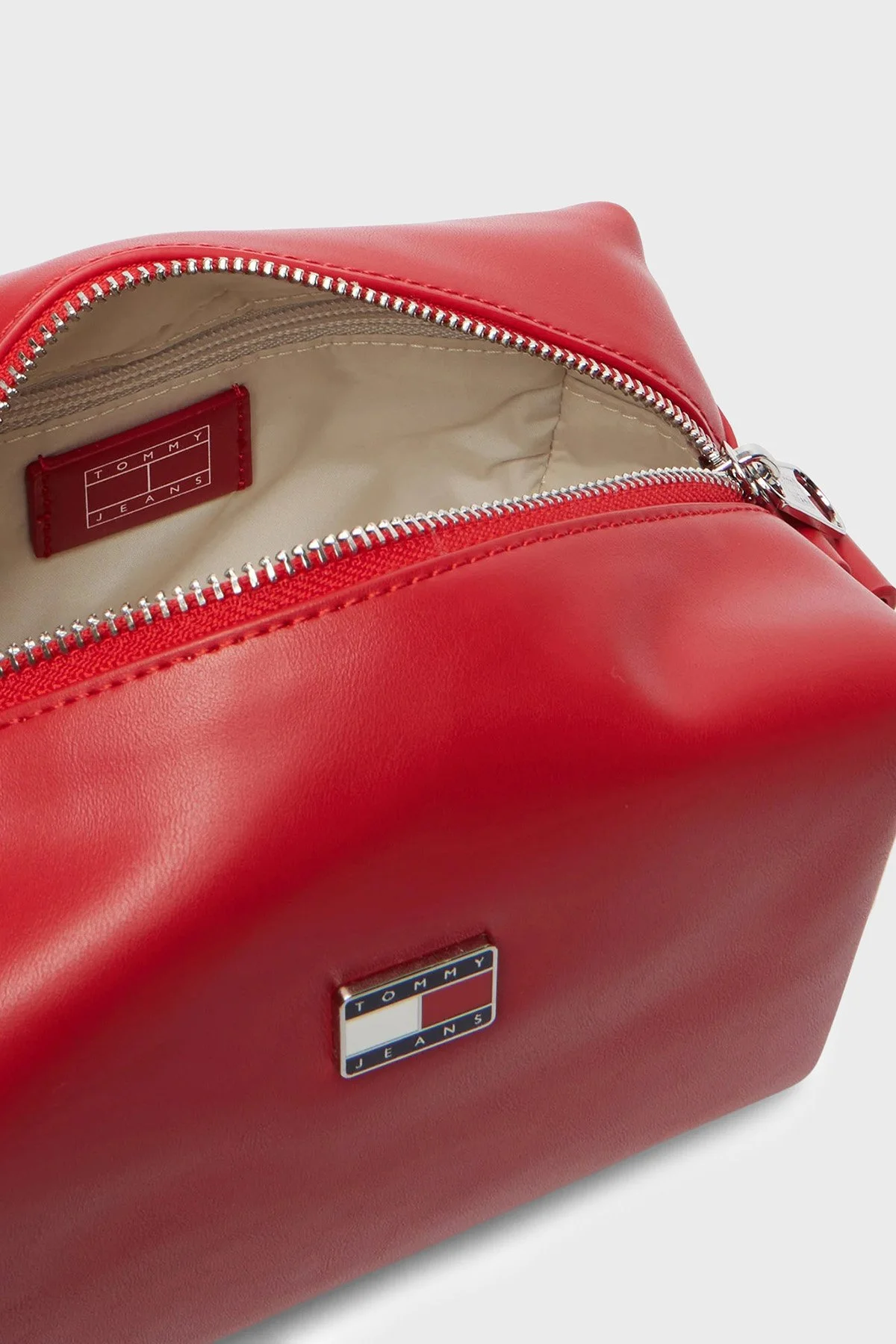 Tommy Jeans Logolu Ayarlanabilir Askılı Kadın Çanta AW0AW18456 XLE KIRMIZI - 5