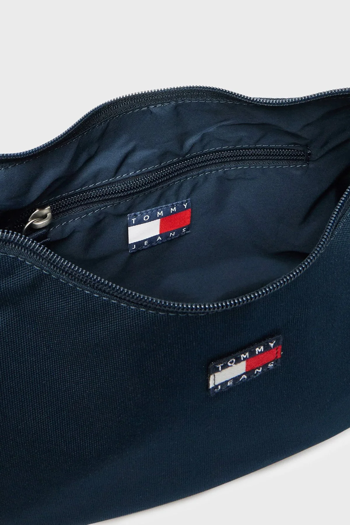 Tommy Jeans Logolu Ayarlanabilir Askılı Kadın Çanta AW0AW18463 C1G LACİVERT - 5