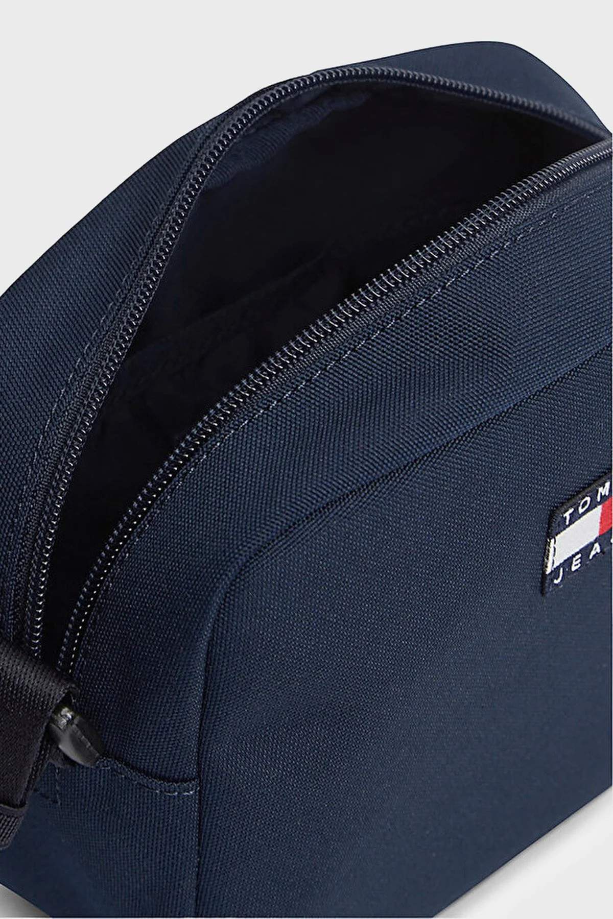 Tommy Jeans Logolu Ayarlanabilir Askılı Kadın Çanta AW0AW18769 C1G Lacivert - 4