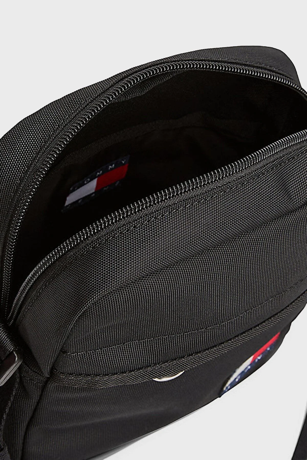 Tommy Jeans Logolu Ayarlanabilir Çapraz Askılı Erkek Çanta AM0AM13389 BDS SİYAH - 4