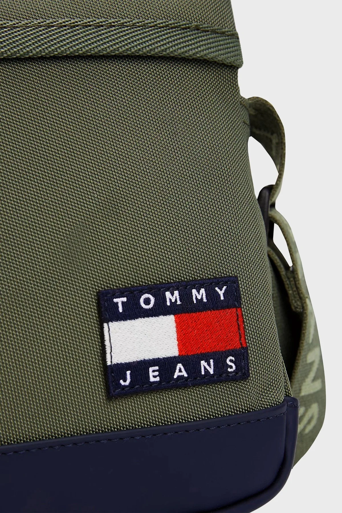 Tommy Jeans Logolu Ayarlanabilir Çapraz Askılı Erkek Çanta AM0AM13389 MRH KOYU YEŞİL - 5