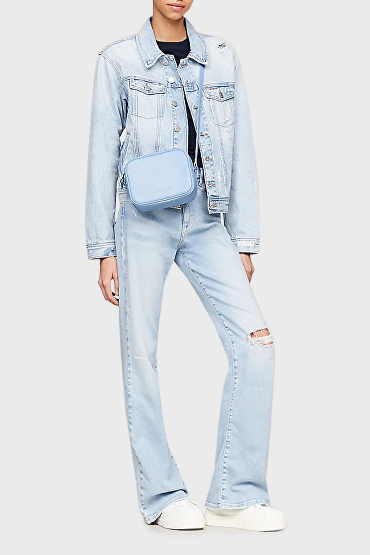 Tommy Jeans Logolu Ayarlanabilir Omuz Askılı Bayan Çanta AW0AW15828 C3S AÇIK MAVİ - 2