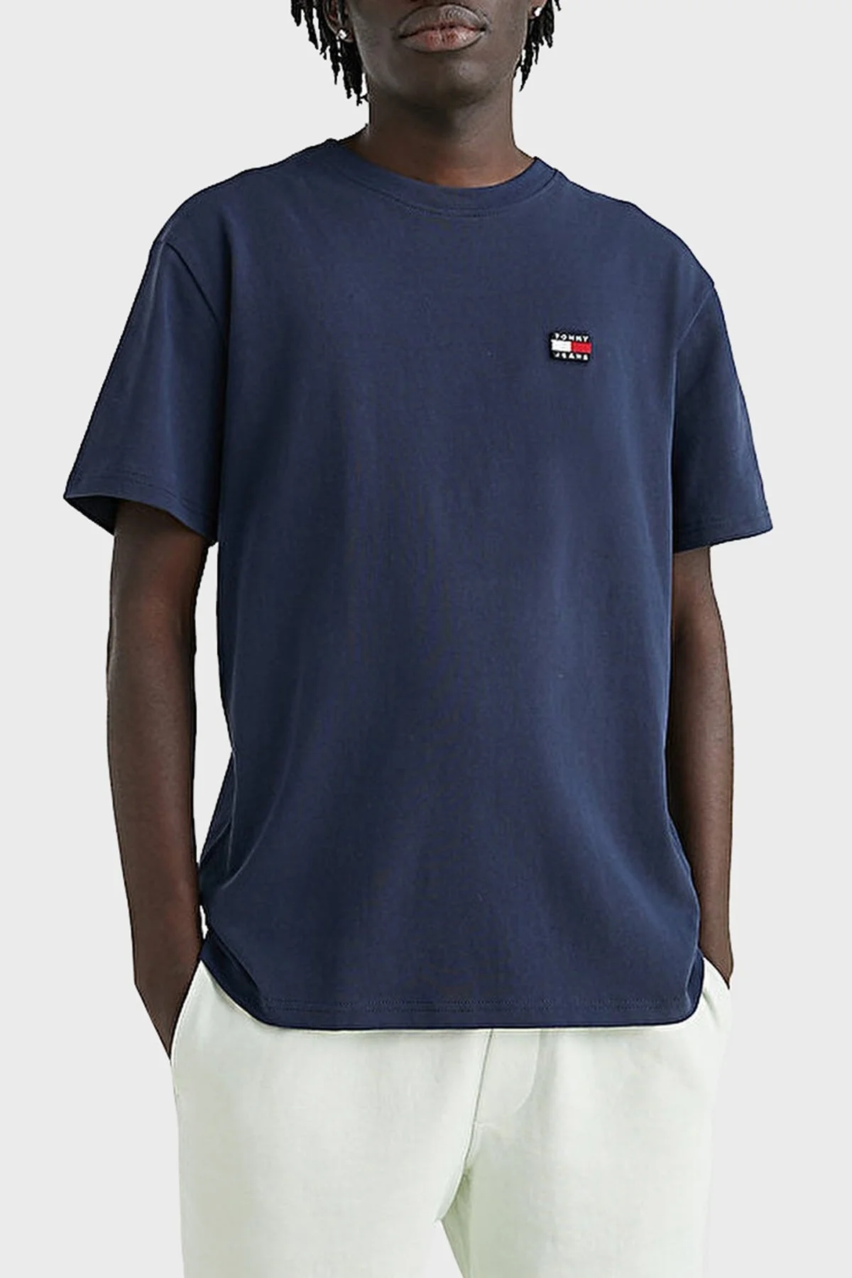 Tommy Jeans Logolu Bisiklet Yaka % 100 Pamuk Regular Fit Erkek T Shirt DM0DM16320 C87 LACİVERT - 1