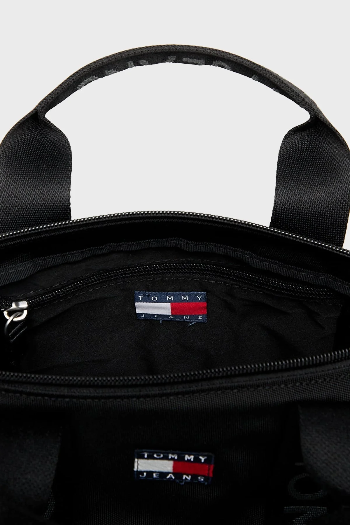 Tommy Jeans Logolu Çıkarılabilir Askılı Bayan Çanta AW0AW17288 BDS SİYAH - 3