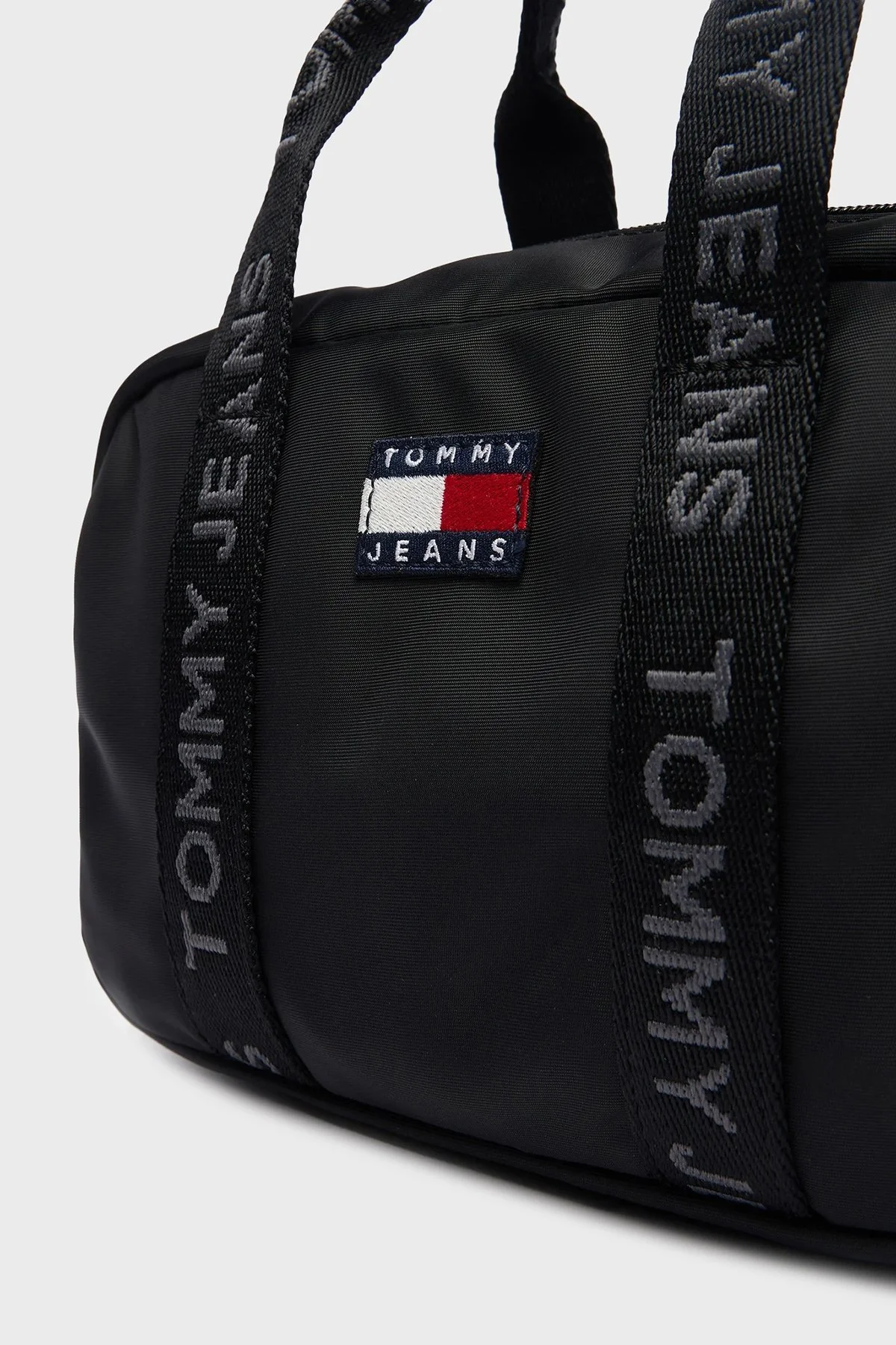 Tommy Jeans Logolu Çıkarılabilir Askılı Bayan Çanta AW0AW17889 BDS SİYAH - 3
