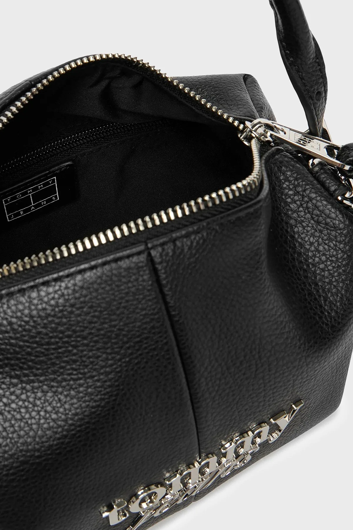 Tommy Jeans Logolu Çıkarılabilir Askılı Kadın Çanta AW0AW18470 BDS SİYAH - 5