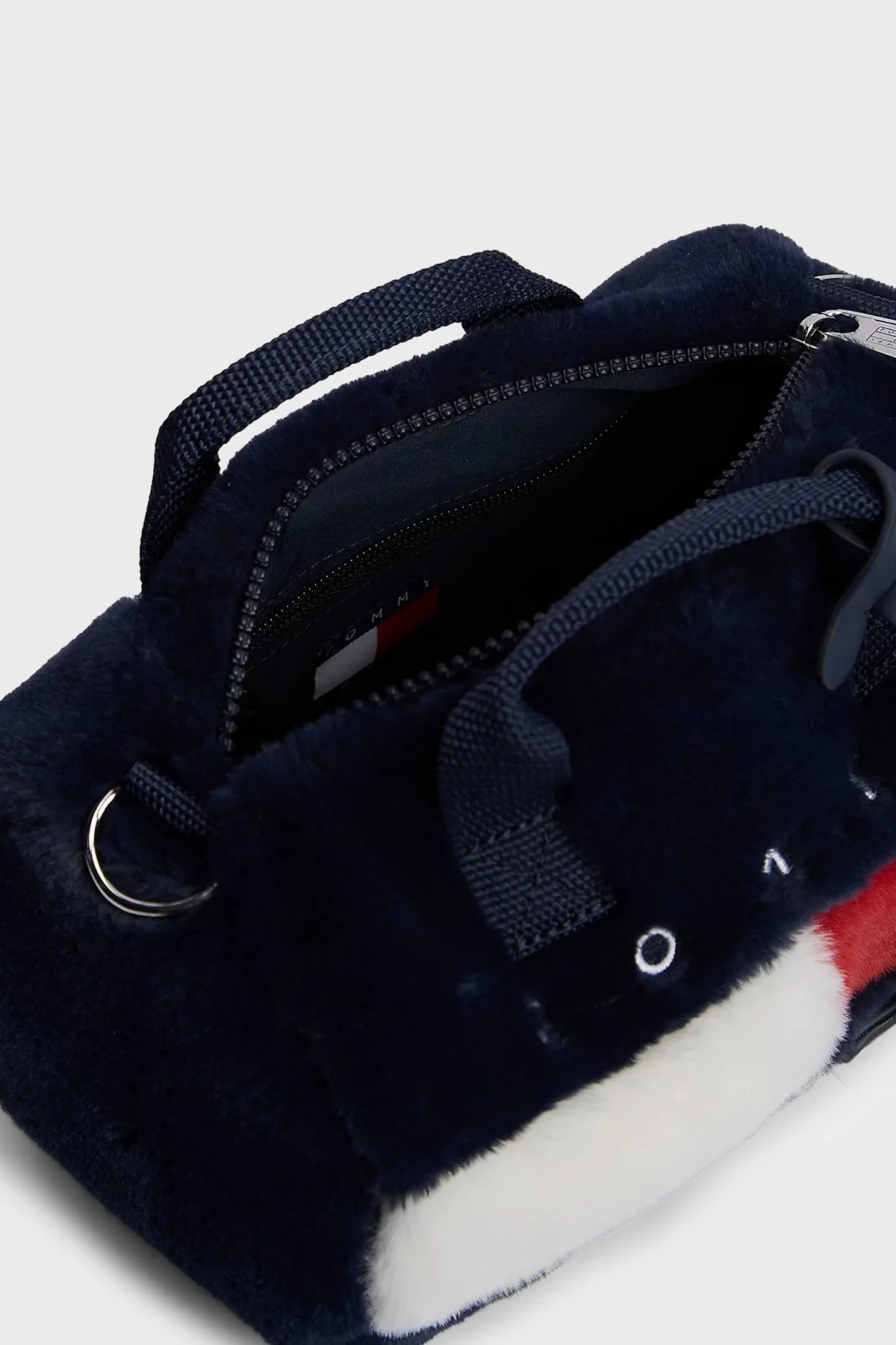 Tommy Jeans Logolu Çıkarılabilir Askılı Peluş Kadın Çanta AW0AW19080 C1G Lacivert - 4