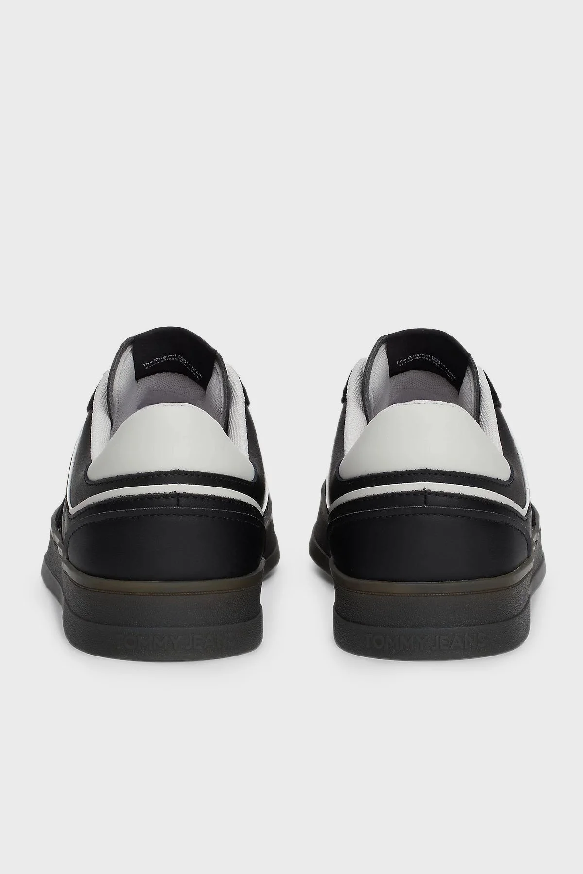 Tommy Jeans Logolu Deri Karışımlı Sneaker Erkek Ayakkabı EM0EM01462 BDS SİYAH - 13