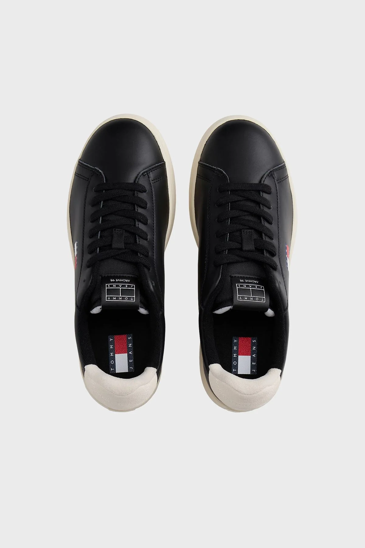 Tommy Jeans Logolu Deri Sneaker Kadın Ayakkabı EN0EN02815 BDS SİYAH - 5