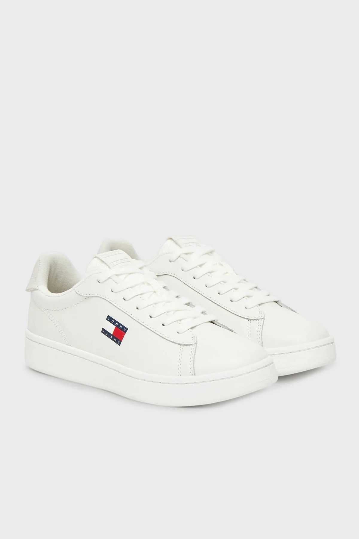 Tommy Jeans Logolu Deri Sneaker Bayan Ayakkabı EN0EN02815 YBL BEYAZ - 8