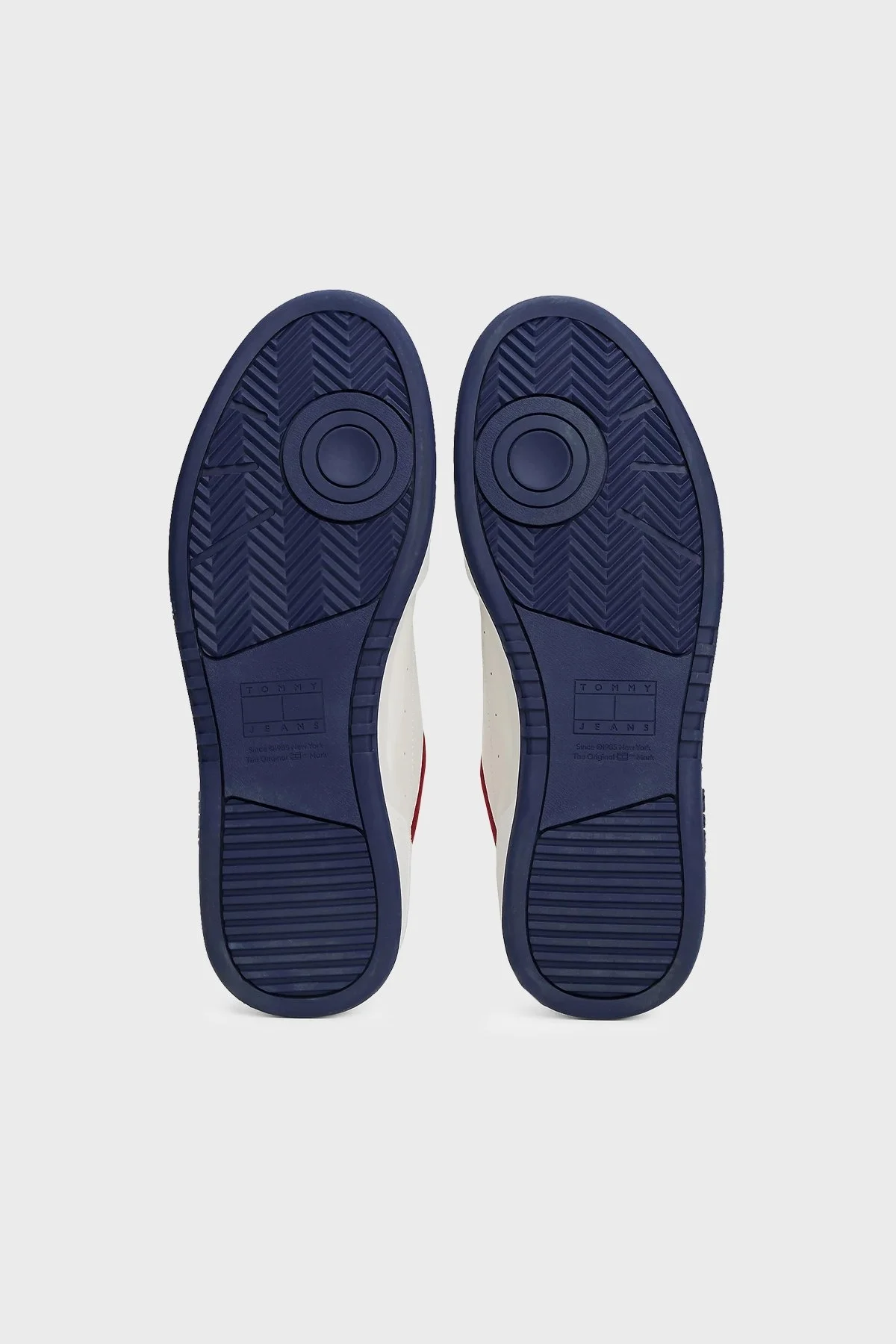 Tommy Jeans Logolu Deri Sneaker Erkek Ayakkabı EM0EM01443 0G1 BEYAZ-LACİVERT - 14