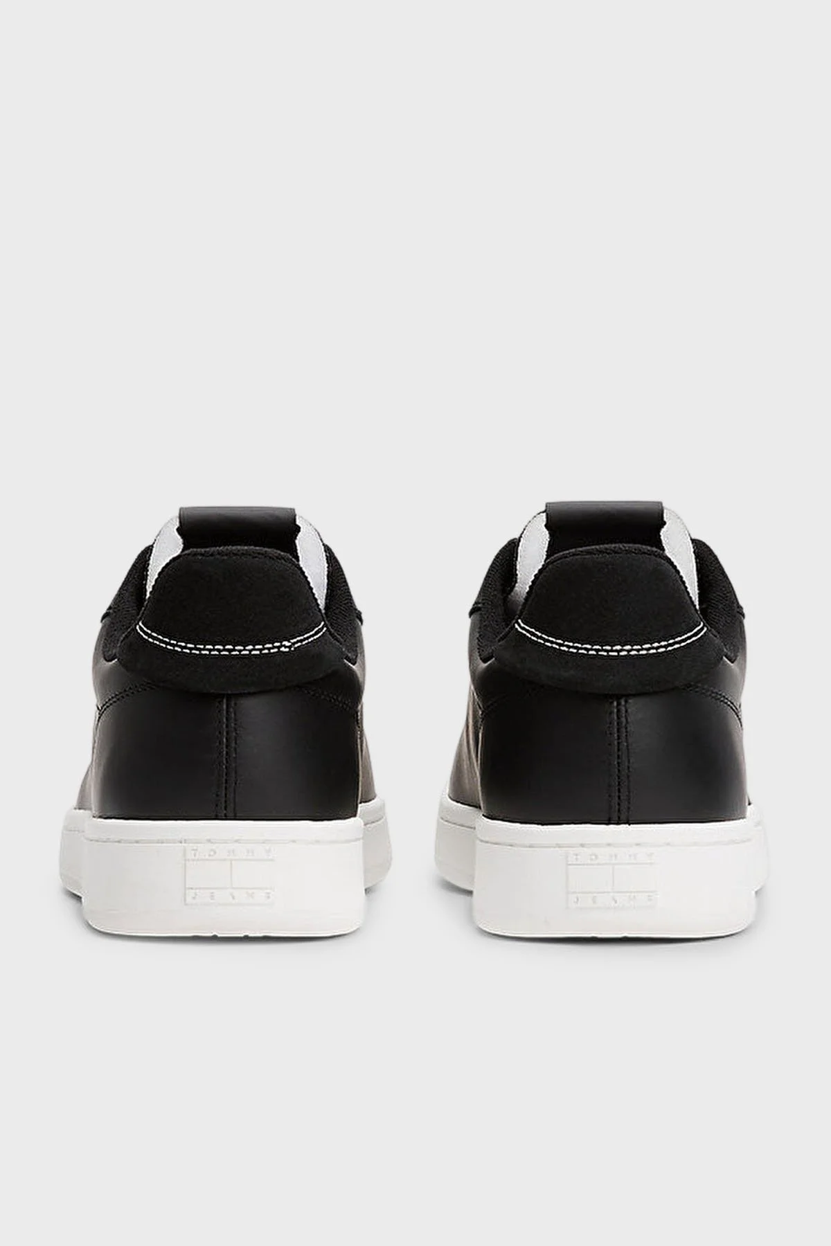 Tommy Jeans Logolu Deri Sneaker Erkek Ayakkabı EM0EM01596 BDS SİYAH - 13