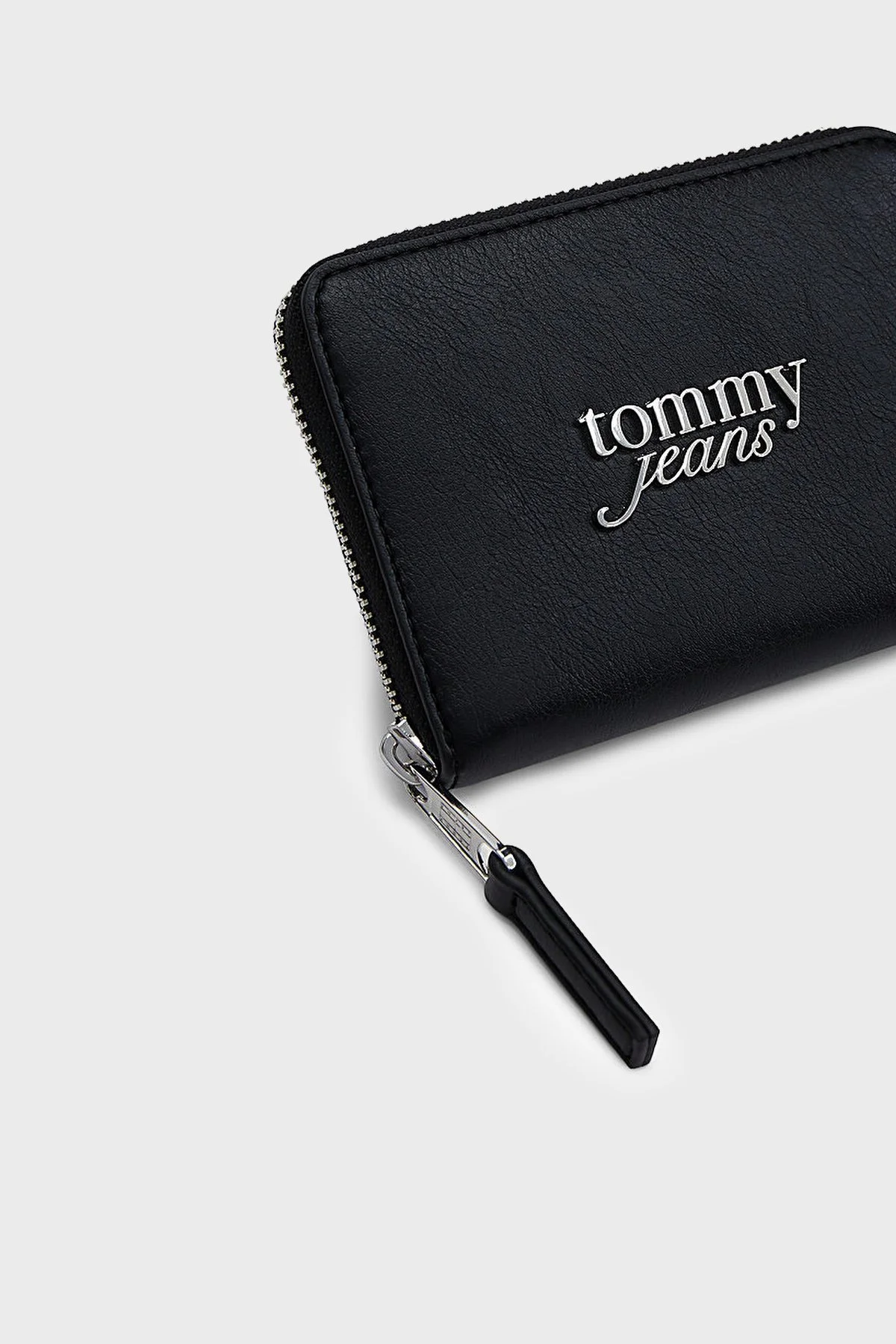 Tommy Jeans Logolu Femruarlı Kadın Cüzdan AW0AW18794 BDS Siyah - 4