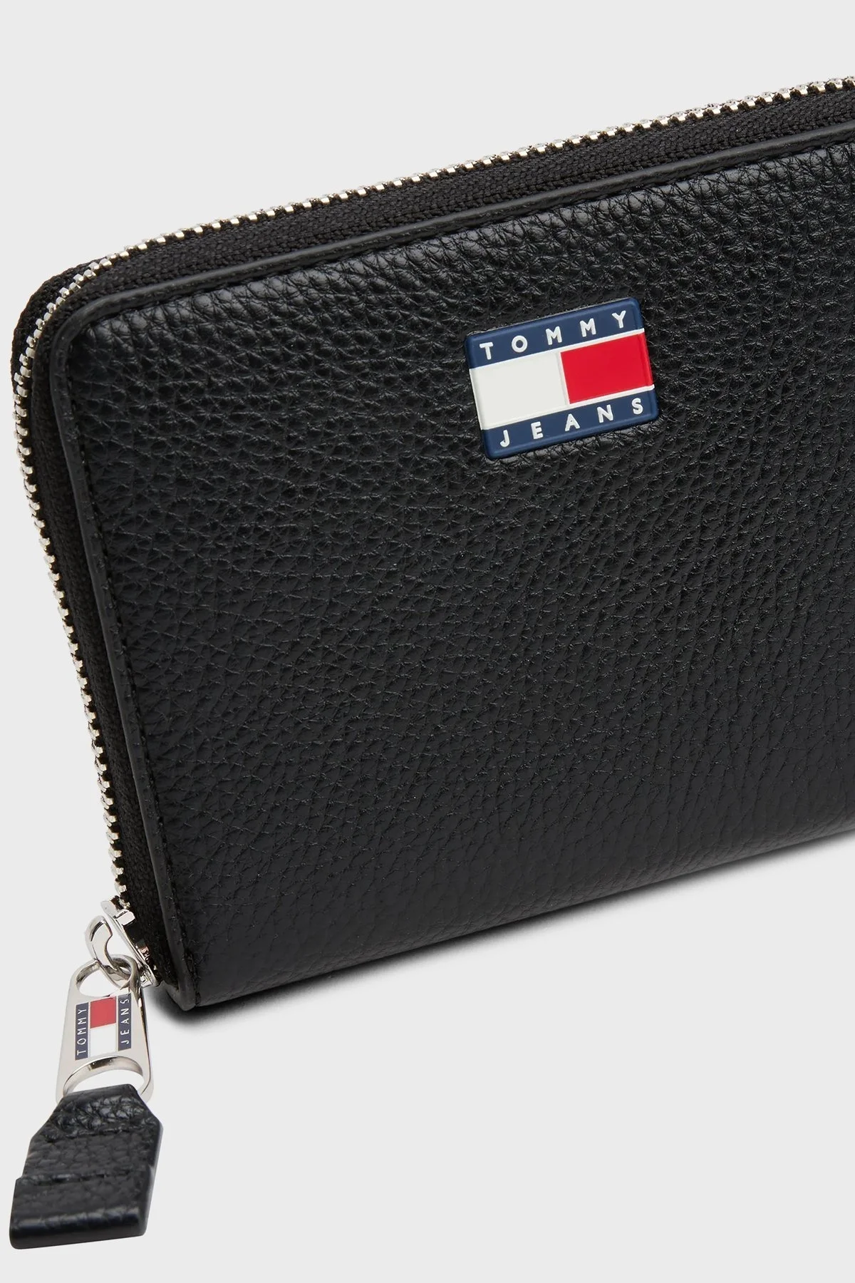 Tommy Jeans Logolu Fermuarlı Bayan Cüzdan AW0AW17584 BDS SİYAH - 4