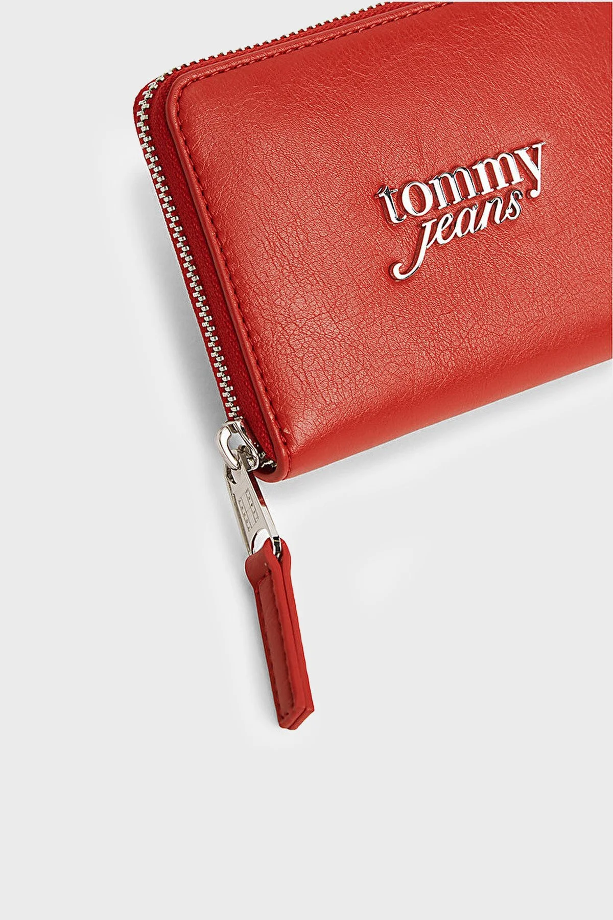 Tommy Jeans Logolu Fermuarlı Kadın Cüzdan AW0AW18794 XMP Kırmızı - 3