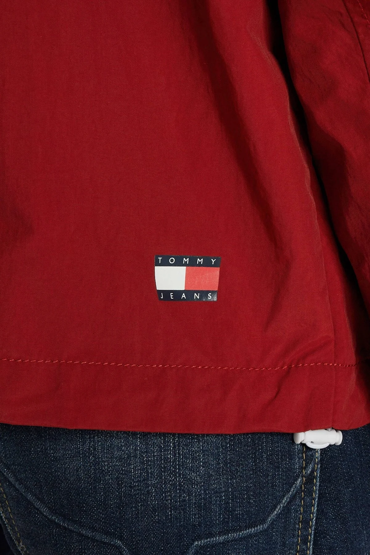 Tommy Jeans Logolu Fermuarlı Kapüşonlu Regular Fit Erkek Mont DM0DM17983 XMO KIRMIZI - 12