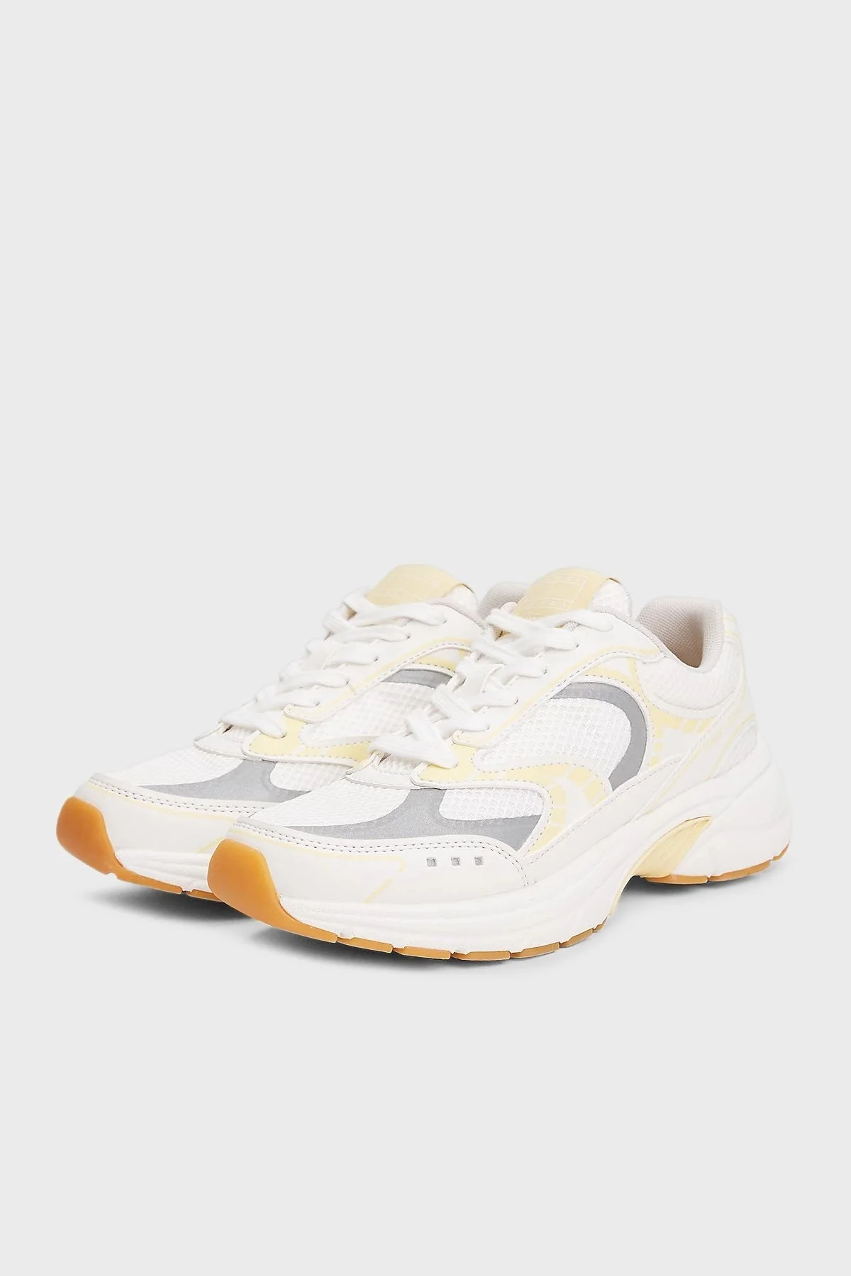 Tommy Jeans Logolu Kalın Tabanlı Sneaker Bayan Ayakkabı EN0EN02745 ZGB BEYAZ-SARI - 4