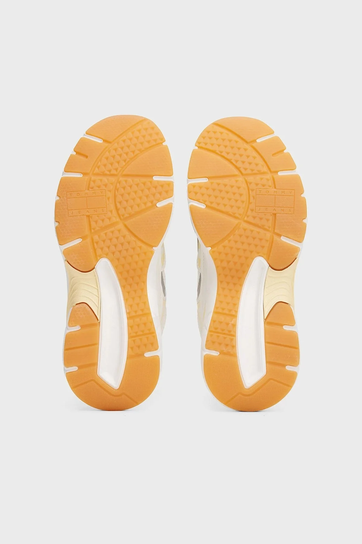 Tommy Jeans Logolu Kalın Tabanlı Sneaker Bayan Ayakkabı EN0EN02745 ZGB BEYAZ-SARI - 7
