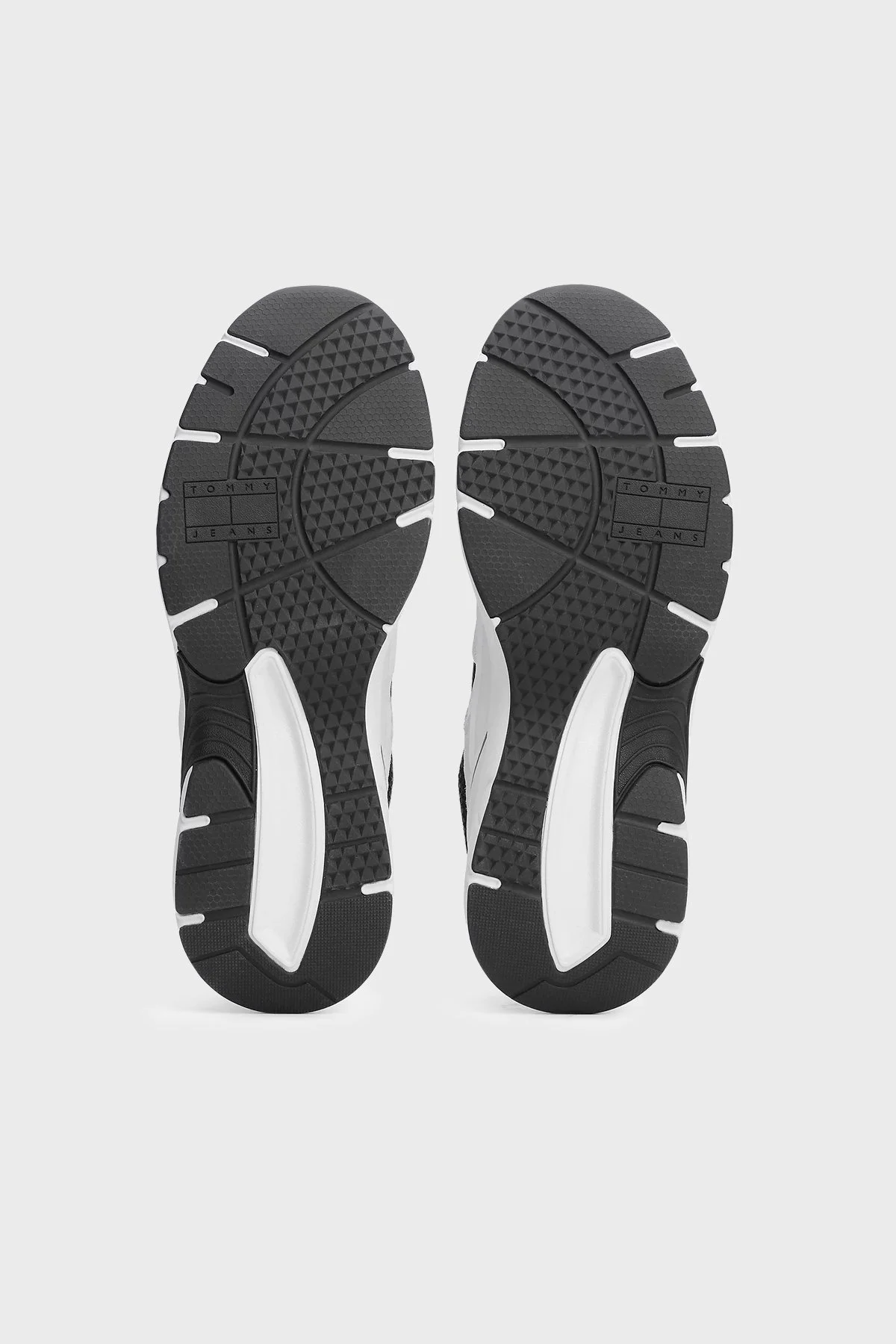 Tommy Jeans Logolu Kalın Tabanlı Sneaker Erkek Ayakkabı EM0EM01520 0G1 BEYAZ-LACİVERT - 14
