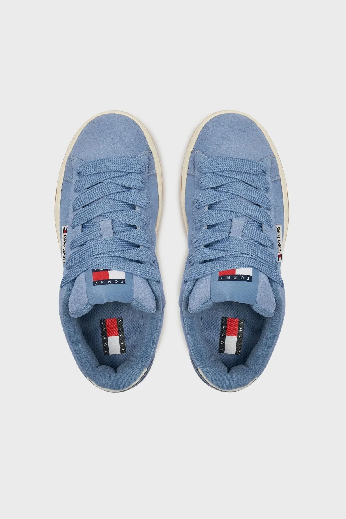 Tommy Jeans Logolu Kalın Tabanlı Süet Sneaker Bayan Ayakkabı EN0EN02677 C33 BEYAZ-MAVİ - 2