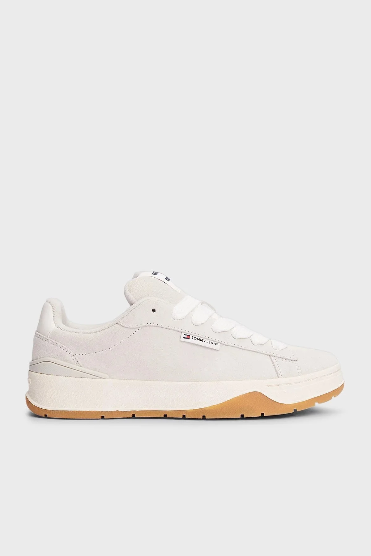 Tommy Jeans Logolu Kalın Tabanlı Süet Sneaker Bayan Ayakkabı EN0EN02677 P06 BEYAZ-GRİ - 1