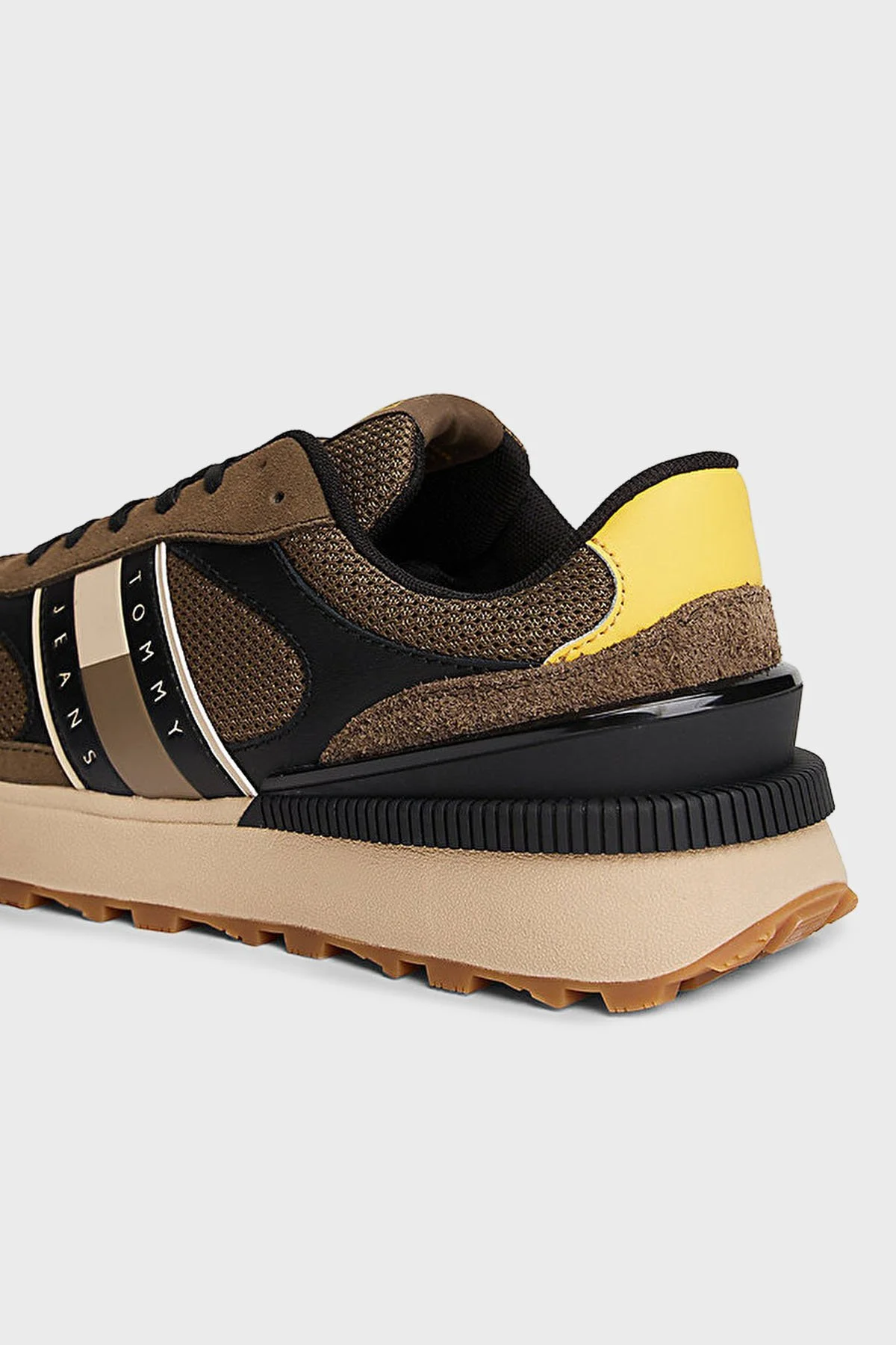 Tommy Jeans Logolu Kalın Tabanlı Süet Sneaker Erkek Ayakkabı EM0EM01537 RBM KOYU HAKİ - 6