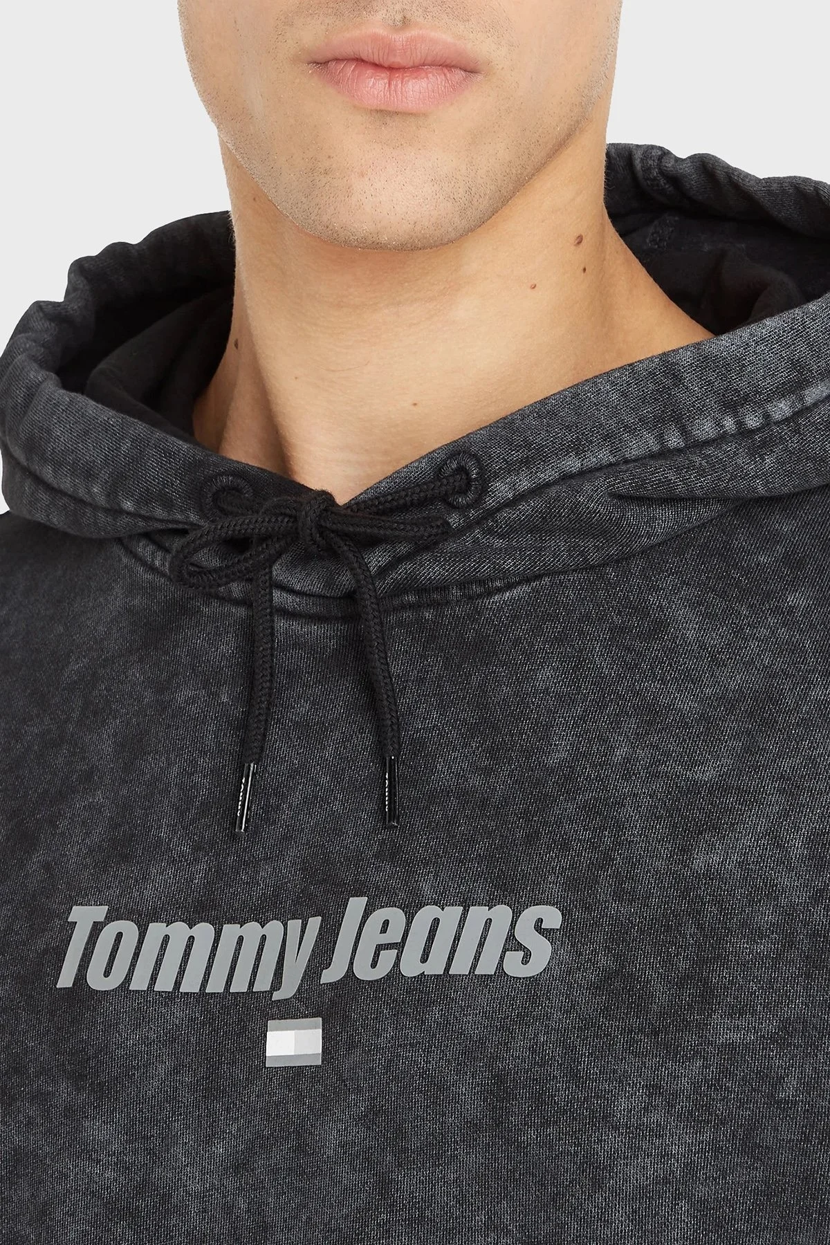 Tommy Jeans Logolu Kapüşonlu % 100 Pamuk Relaxed Fit Erkek Sweat DM0DM17787 BDS SİYAH - 3