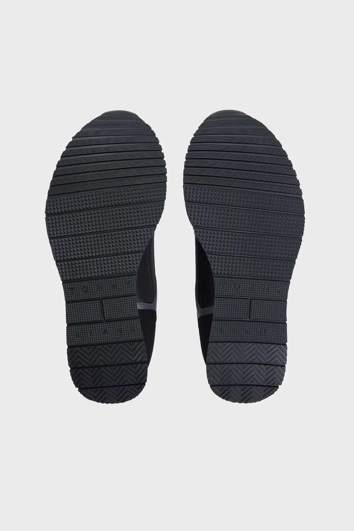 Tommy Jeans Logolu Karışık Dokulu Sneaker Erkek Ayakkabı EM0EM01617 BDS SİYAH - 5