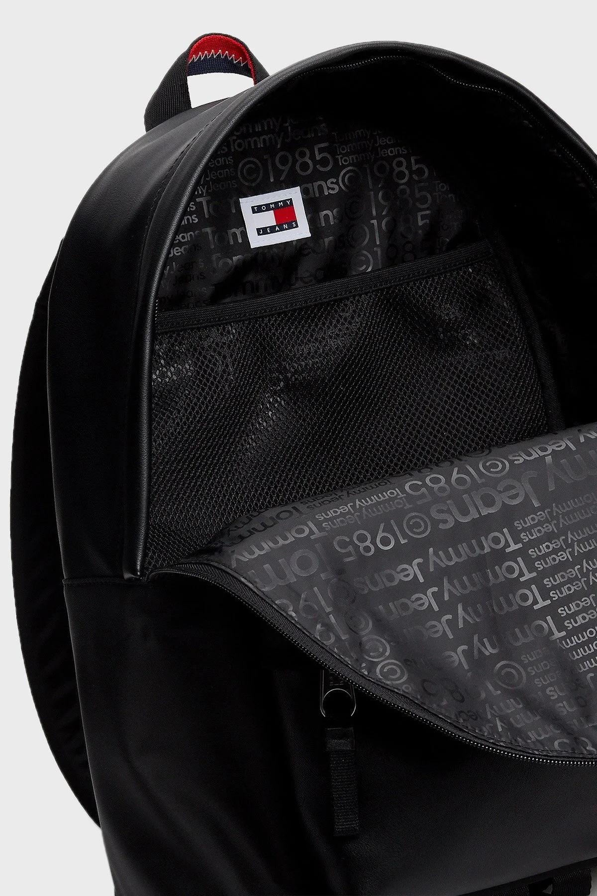 Tommy Jeans Logolu Ön Cepli Erkek Sırt Çantası AM0AM12395 BDS SİYAH - 4