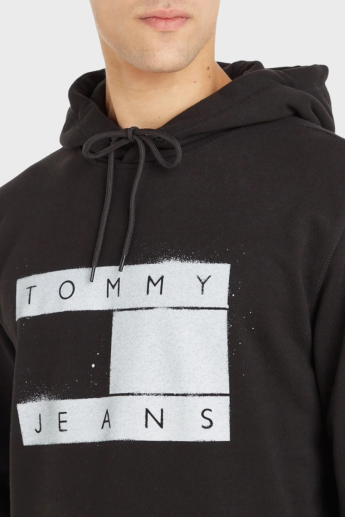 Tommy Jeans Logolu Pamuklu Kapüşonlu Kanguru Cepli Regular Fit Erkek Sweat DM0DM17911 BDS SİYAH - 3