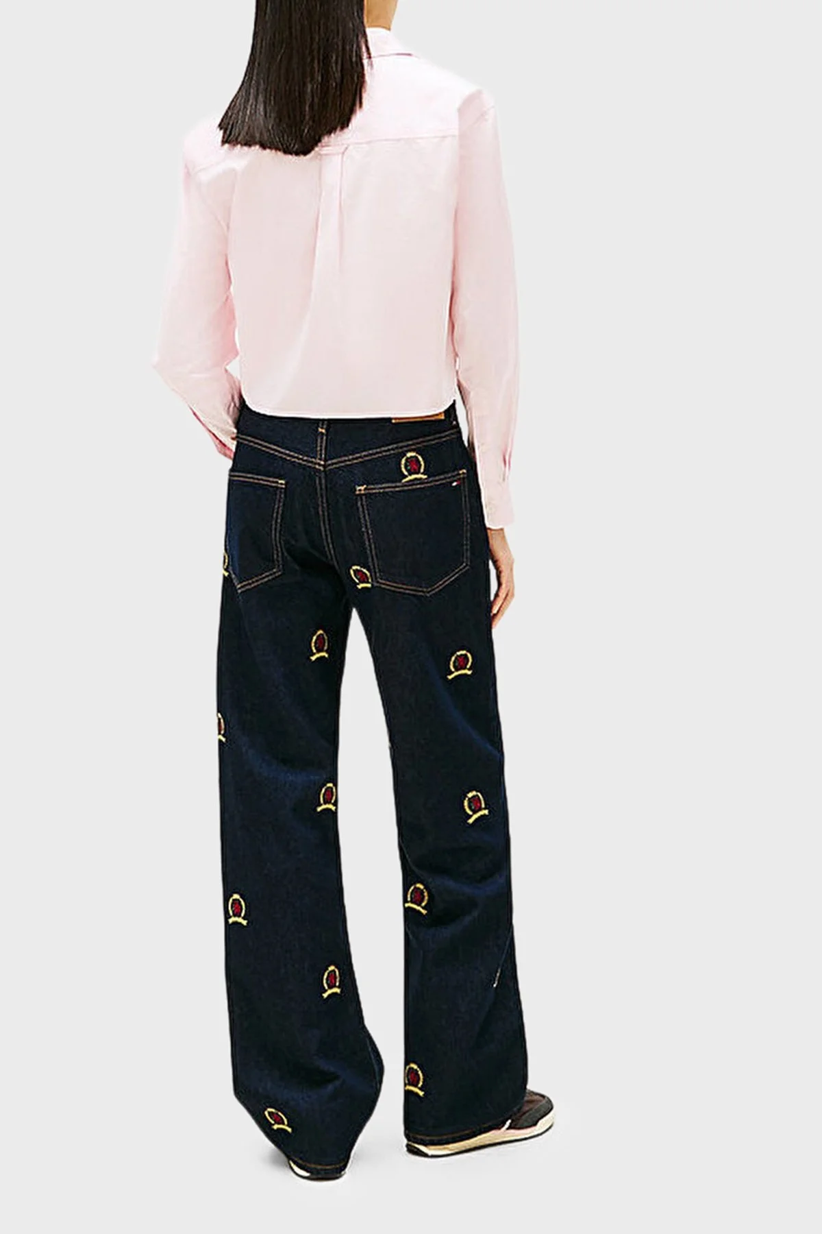 Tommy Jeans Logolu Pamuklu Klasik Yaka Uzun Kollu Kadın Gömlek DW0DW22078 TOG PEMBE - 3