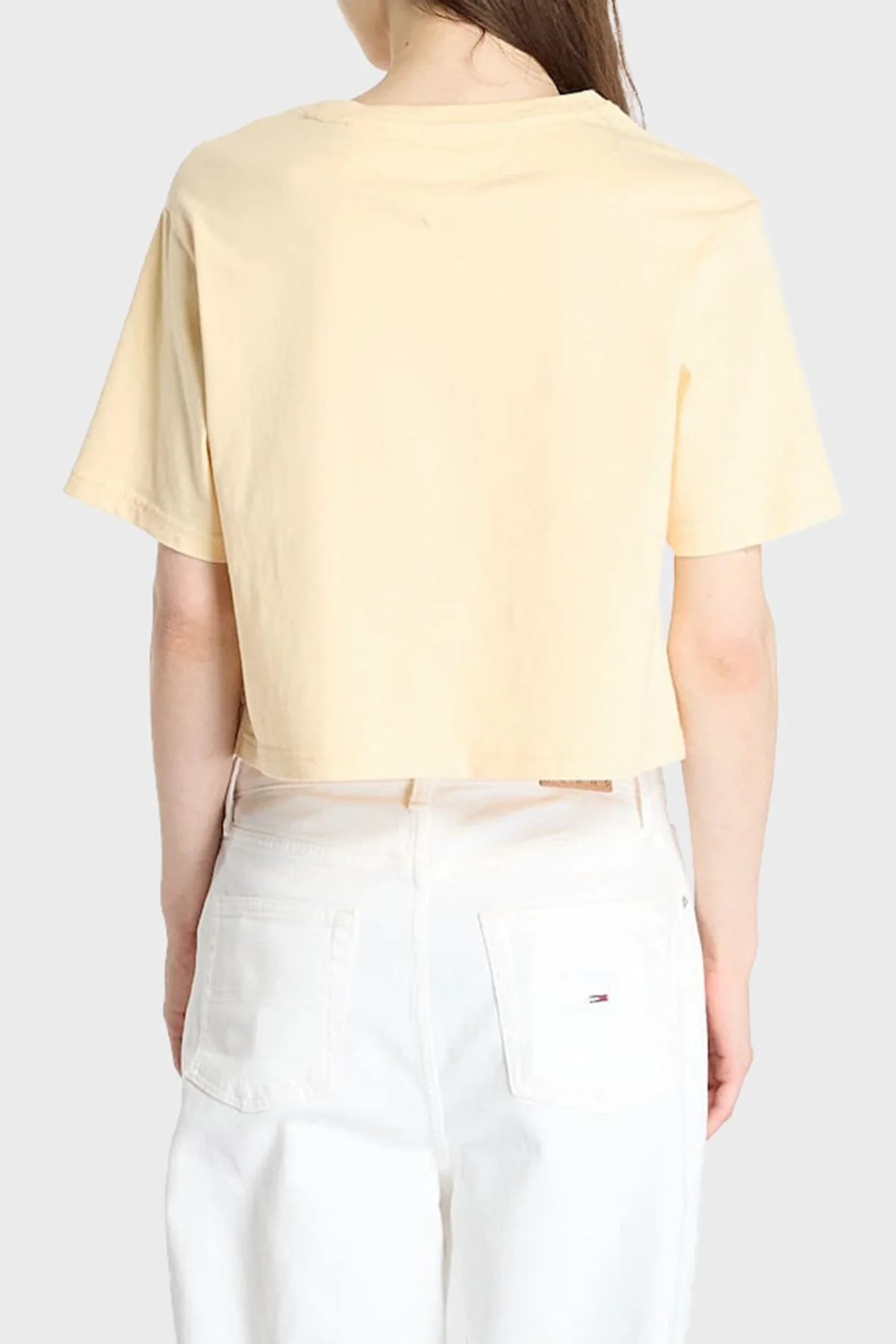 Tommy Jeans Logolu Pamuklu Oversize Fit Bisiklet Yaka Crop Bayan T Shirt DW0DW20326 ZGA SARI - 5