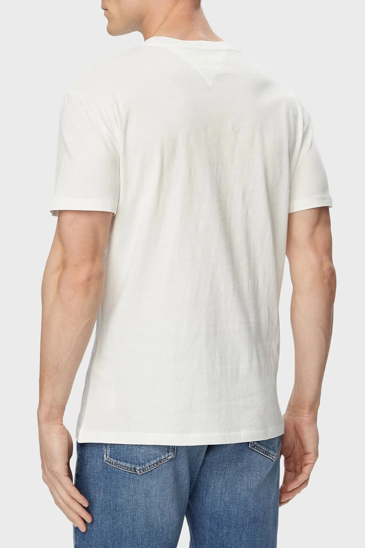Tommy Jeans Logolu Pamuklu Regular Fit Bisiklet Yaka Erkek T Shirt DM0DM23406 YBL Beyaz - 5