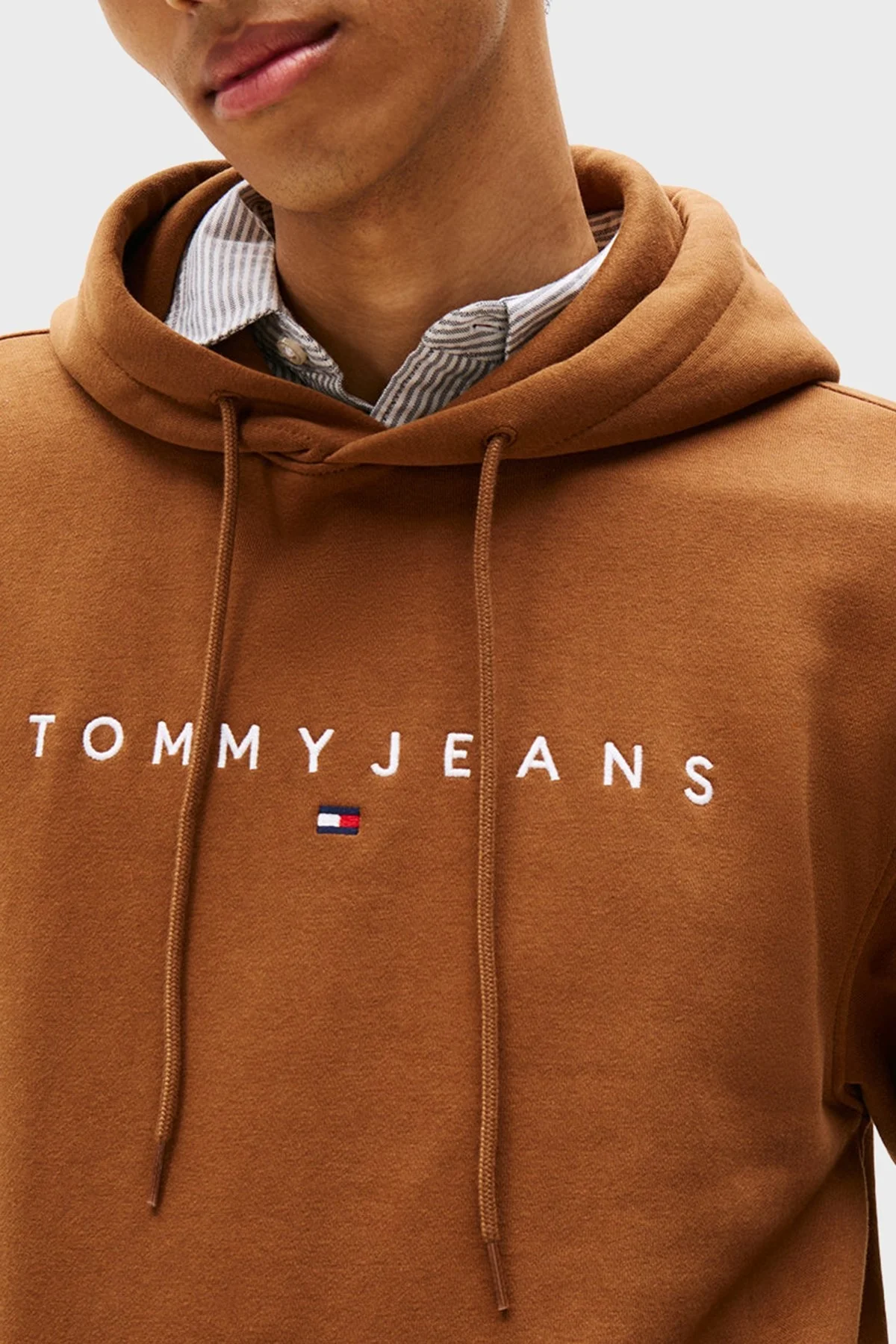 Tommy Jeans Logolu Pamuklu Regular Fit Kapüşonlu Polar Erkek Sweat DM0DM20746 GVP KAHVE - 4