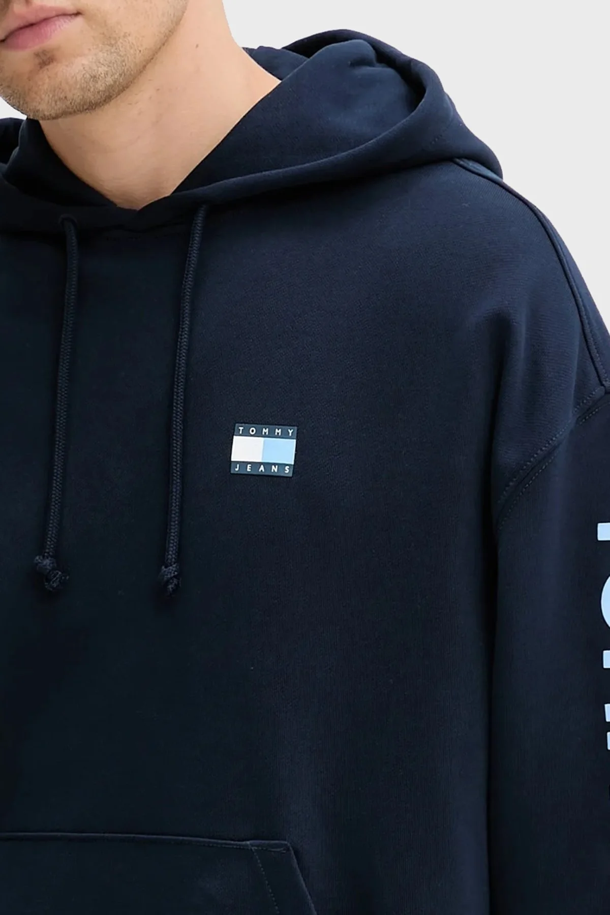 Tommy Jeans Logolu Pamuklu Relaxed Fit Kapüşonlu Kanguru Cepli Erkek Sweat DM0DM21834 C1G LACİVERT - 3