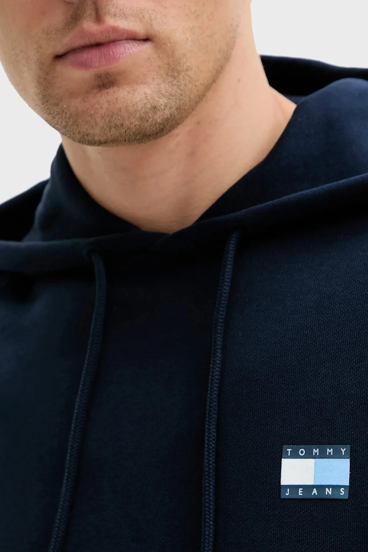 Tommy Jeans Logolu Pamuklu Relaxed Fit Kapüşonlu Kanguru Cepli Erkek Sweat DM0DM21834 C1G LACİVERT - 4