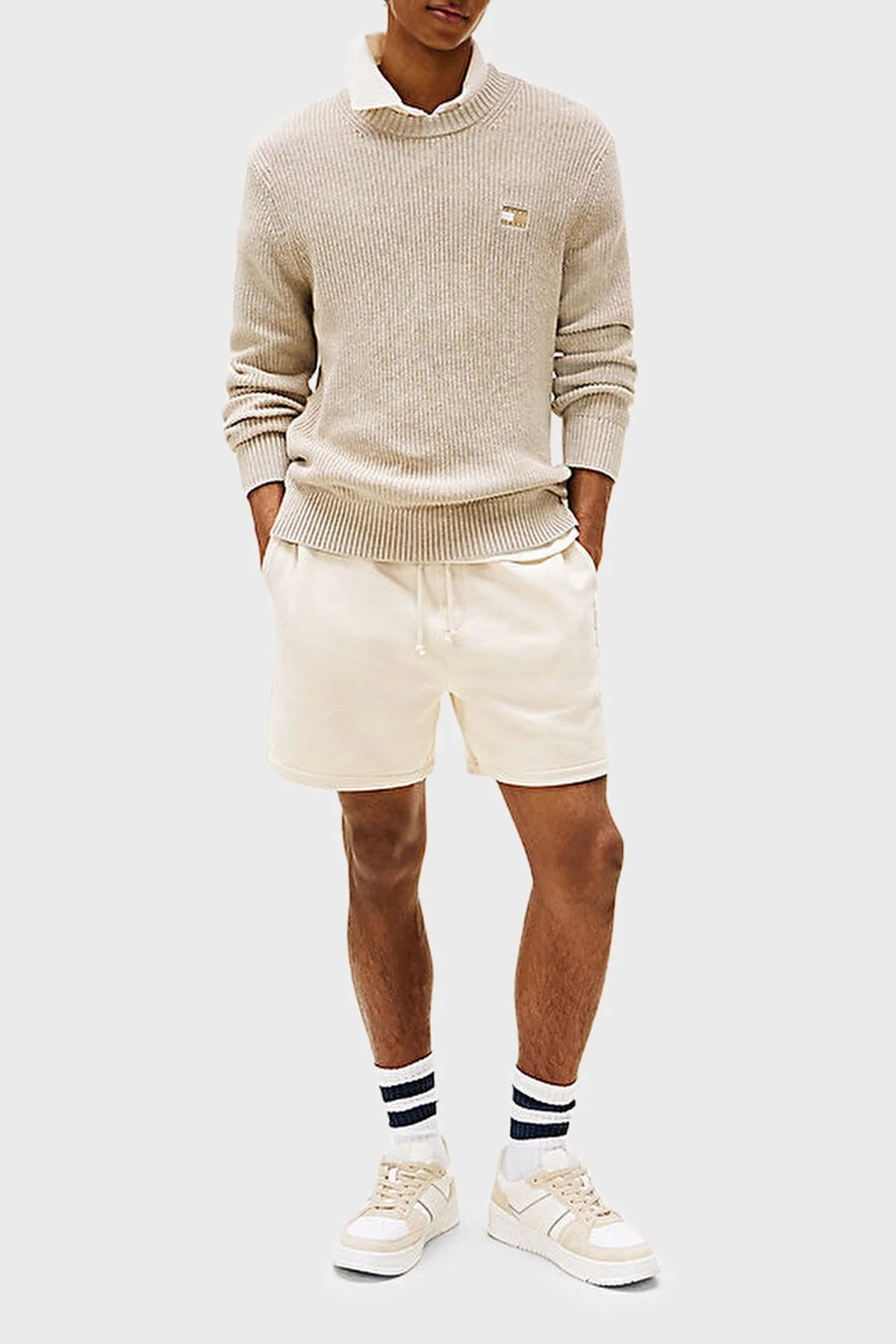 Tommy Jeans Logolu Pamuklu Slim Fit Bisiklet Yaka Örgü Erkek Kazak DM0DM21652 AD2 BEJ - 2