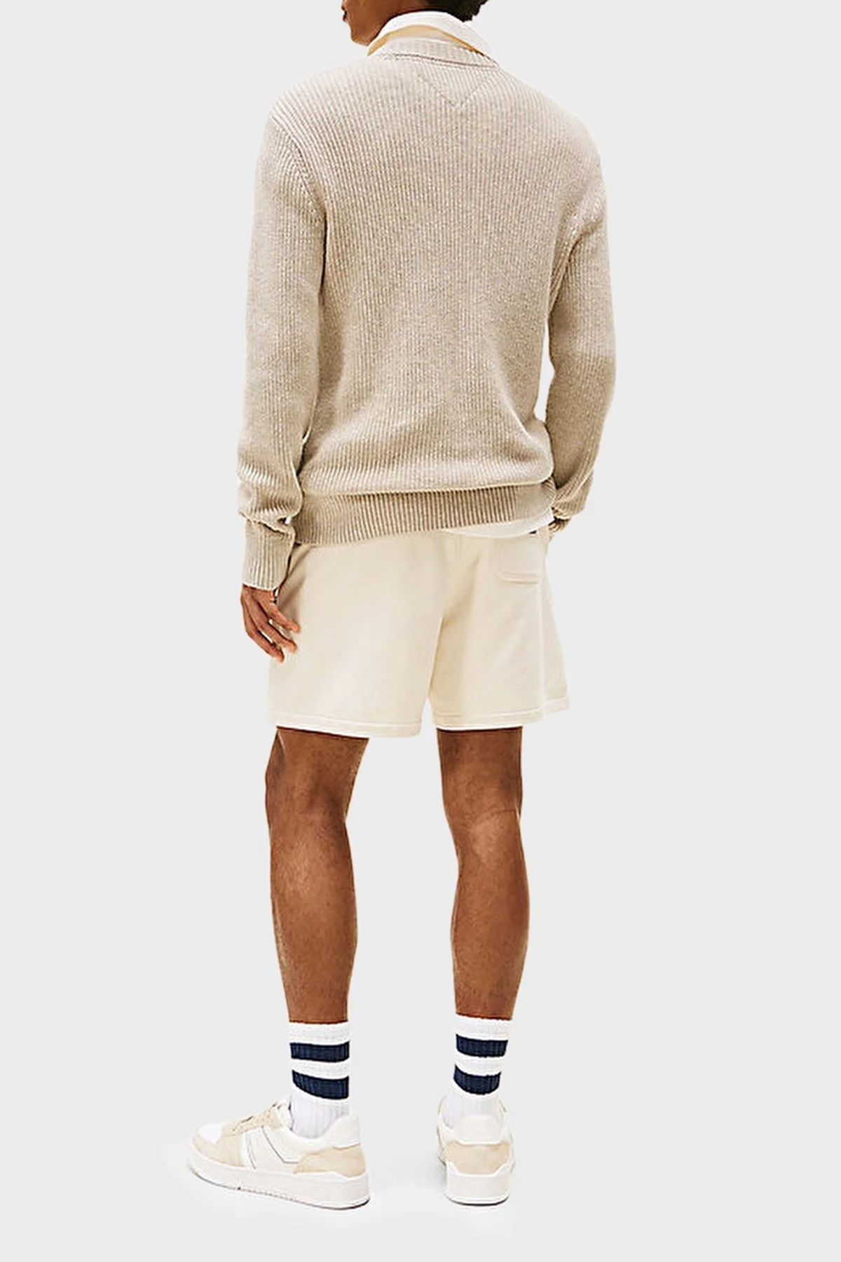 Tommy Jeans Logolu Pamuklu Slim Fit Bisiklet Yaka Örgü Erkek Kazak DM0DM21652 AD2 BEJ - 3