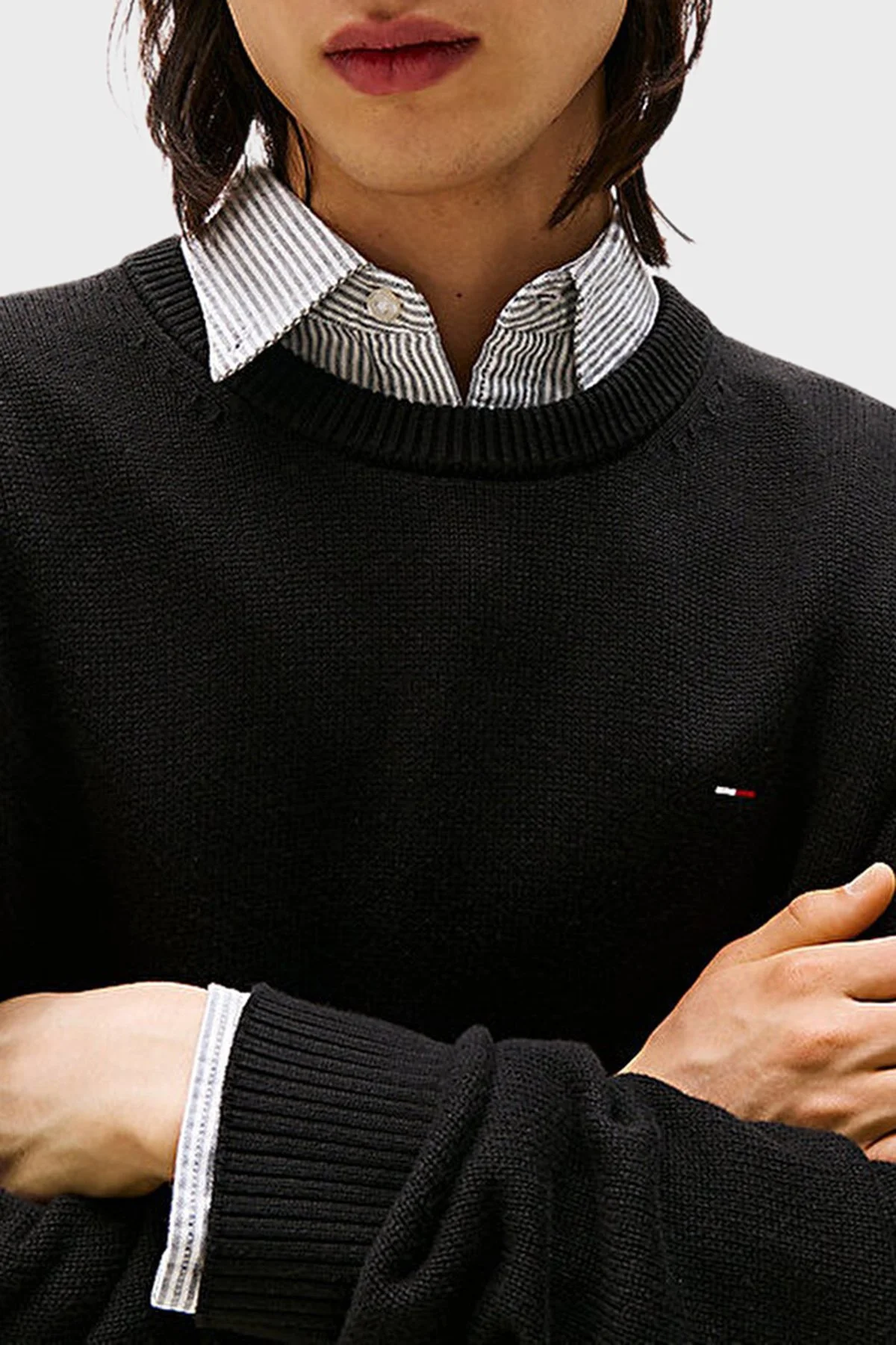 Tommy Jeans Logolu Pamuklu Slim Fit Bisiklet Yaka Örme Erkek Kazak DM0DM21787 BDS SİYAH - 4