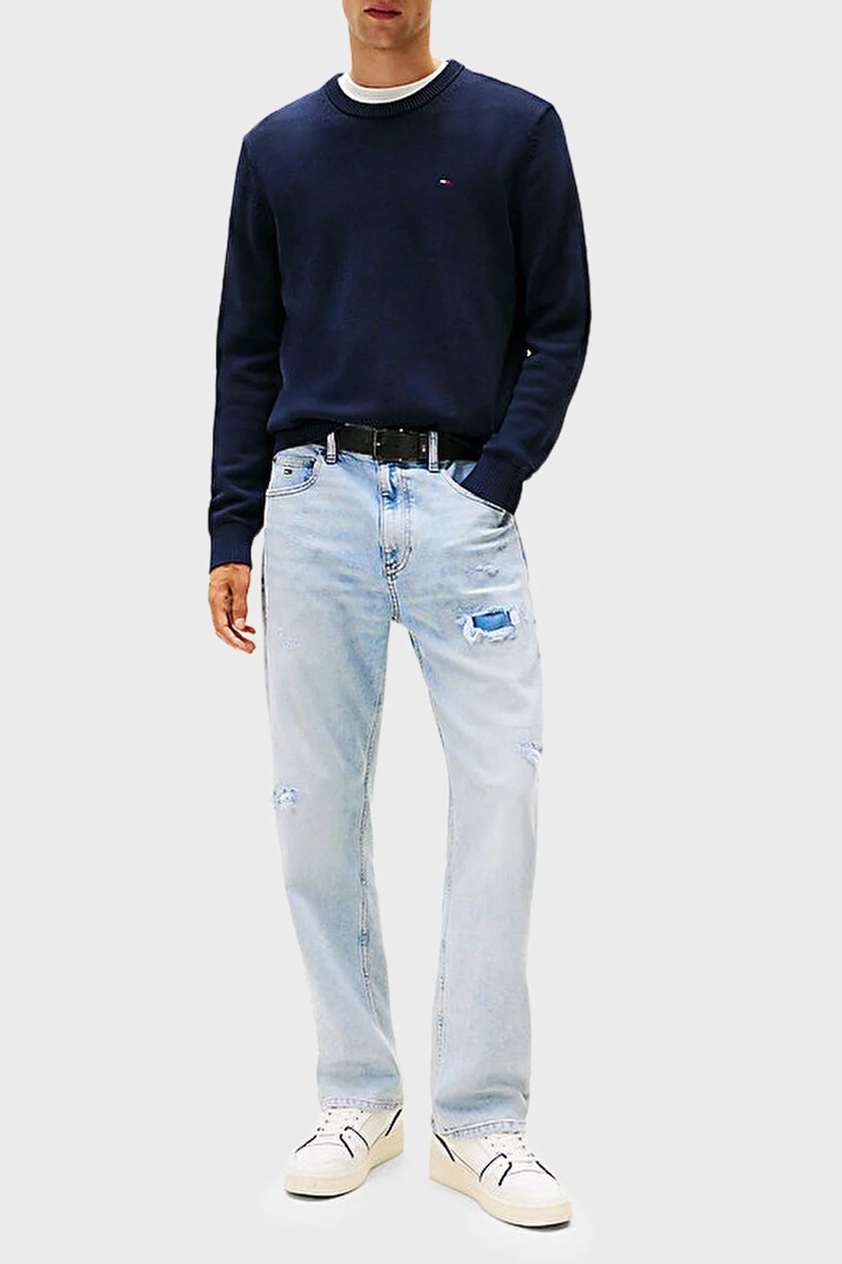 Tommy Jeans Logolu Pamuklu Slim Fit Bisiklet Yaka Örme Erkek Kazak DM0DM21787 C1G LACİVERT - 2