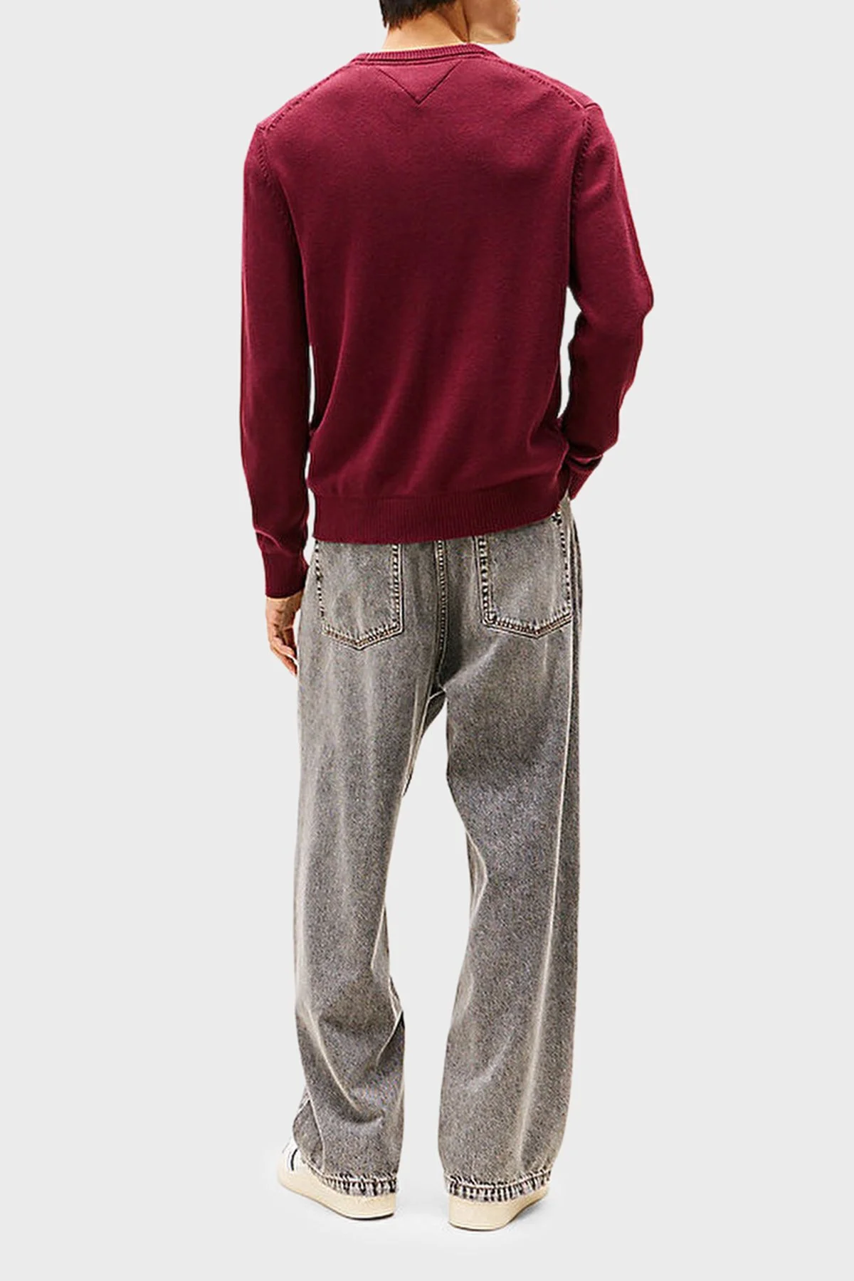 Tommy Jeans Logolu Pamuklu Slim Fit Bisiklet Yaka Örme Erkek Kazak DM0DM21787 XIU KIRMIZI - 3