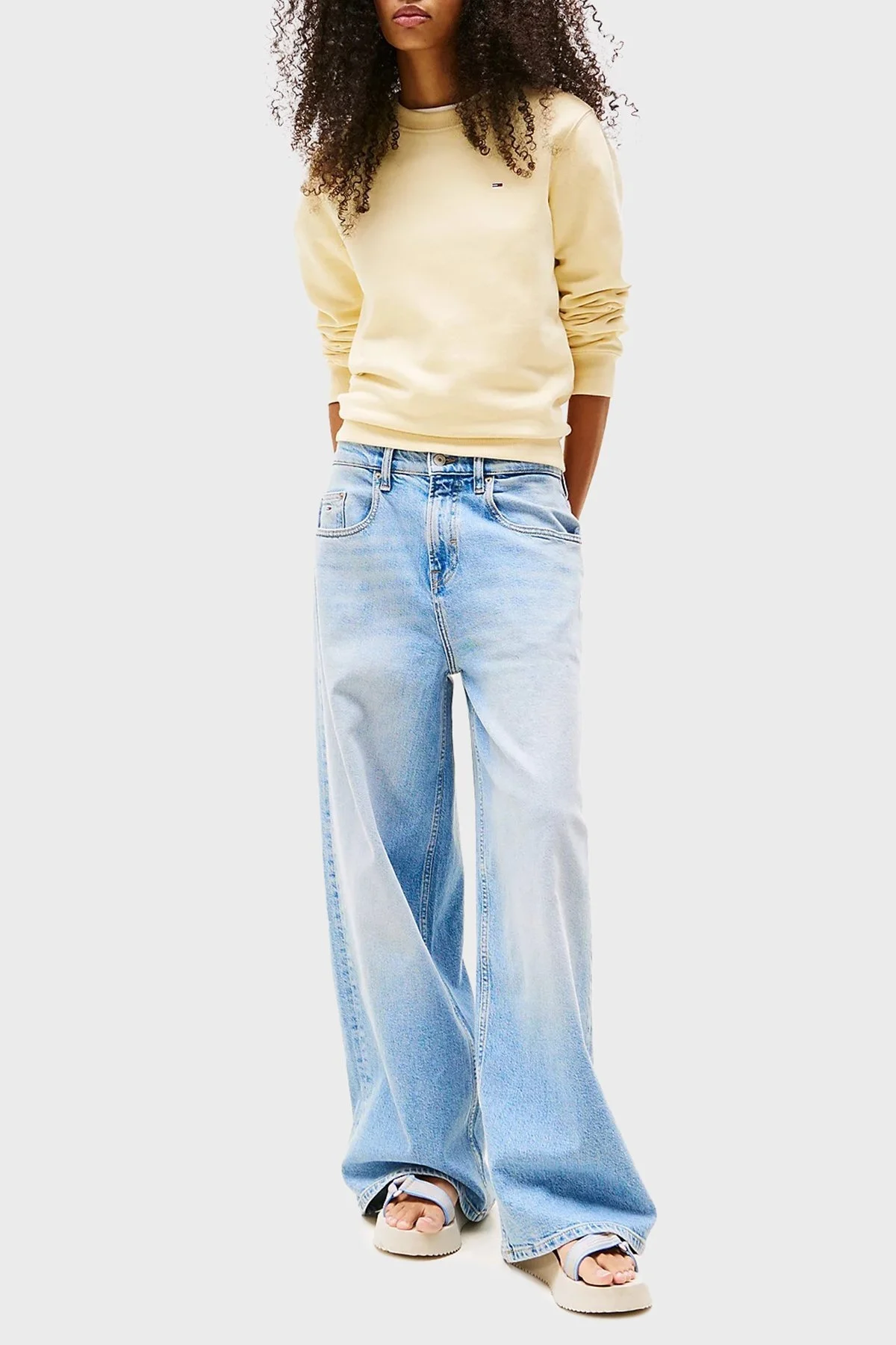 Tommy Jeans Logolu Platform Taban Cirtlı Bayan Sandalet EN0EN02747 ACG BEJ - 2