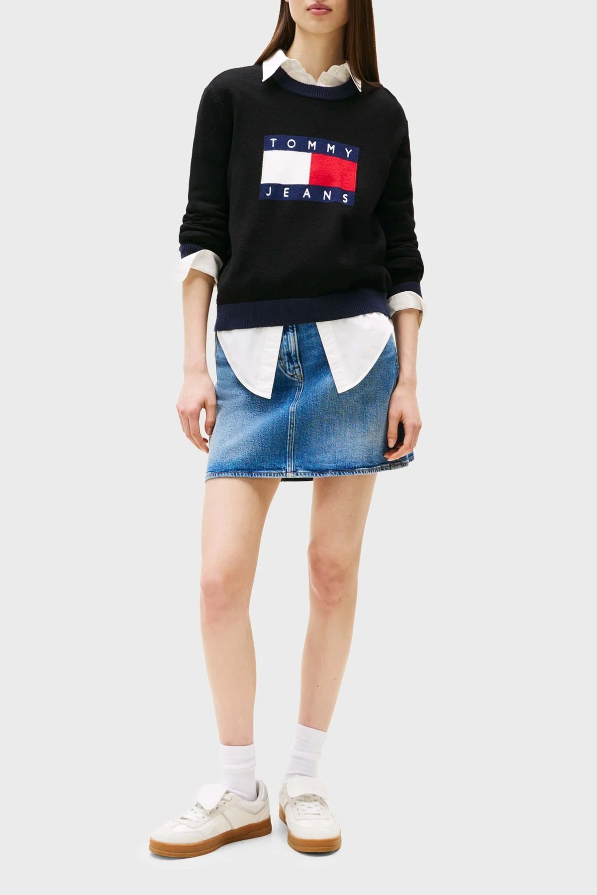 Tommy Jeans Logolu Regular Fit Bisiklet Yaka Bayan Kazak DW0DW20970 BDS SİYAH - 2