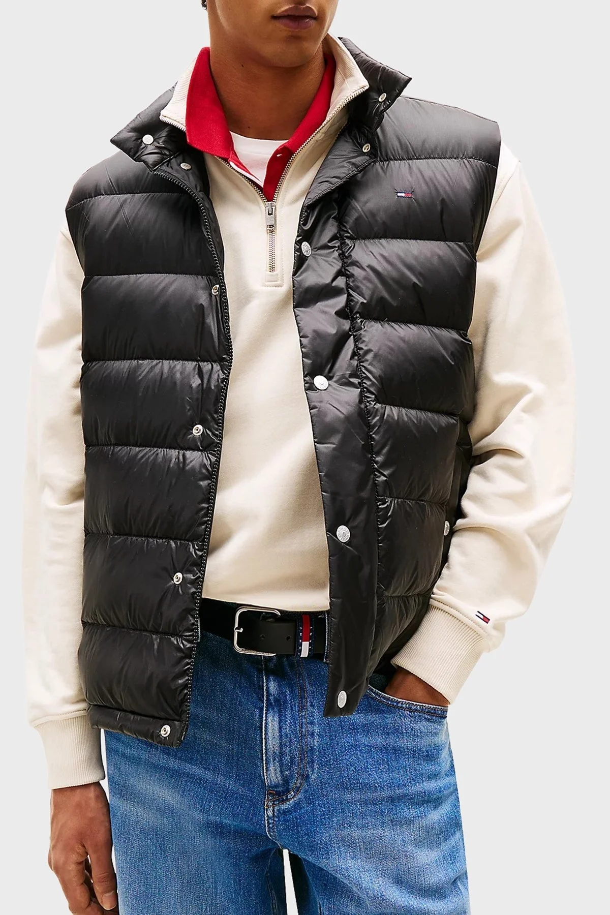 Tommy Jeans Logolu Regular Fit Dik Yaka Kapitoneli Erkek Yelek DM0DM21777 BDS SİYAH - 1