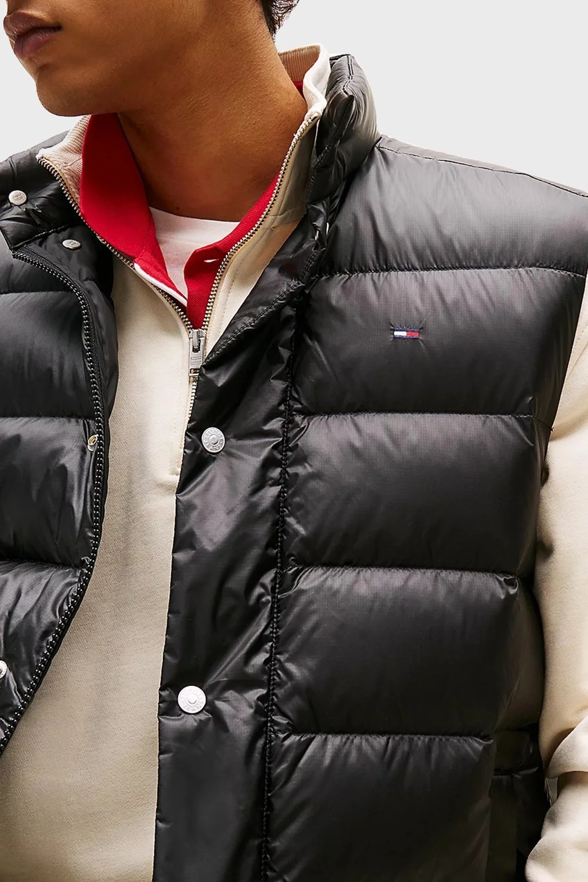 Tommy Jeans Logolu Regular Fit Dik Yaka Kapitoneli Erkek Yelek DM0DM21777 BDS SİYAH - 4