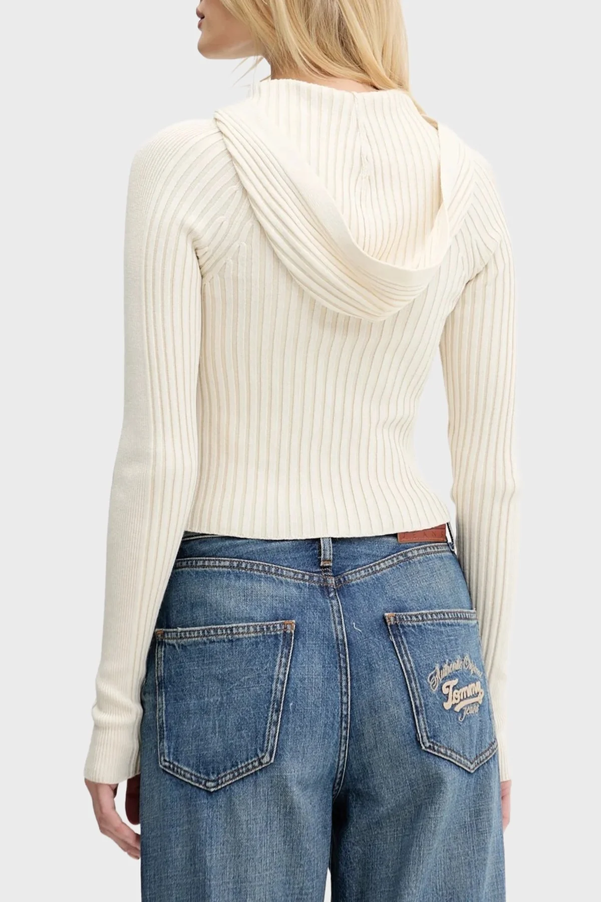 Tommy Jeans Logolu Slim Fit Kapüşonlu Ribana Örgülü Crop Bayan Sweat DW0DW20974 YBL BEYAZ - 3
